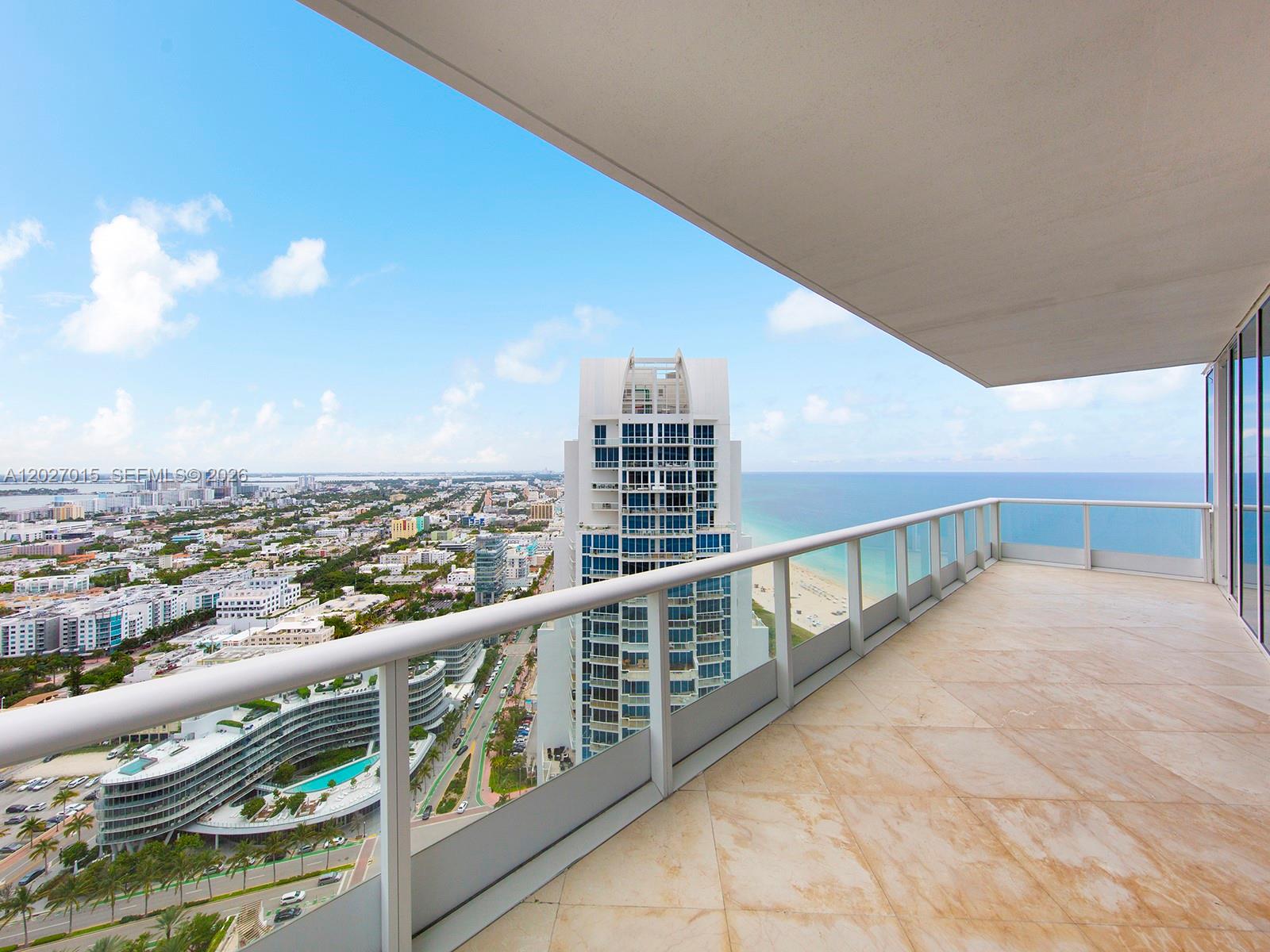 100 S Pointe Dr # 3407
