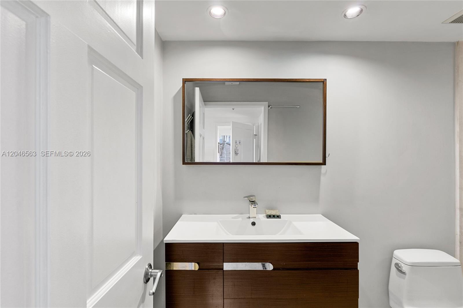 110 Washington Ave # 2309