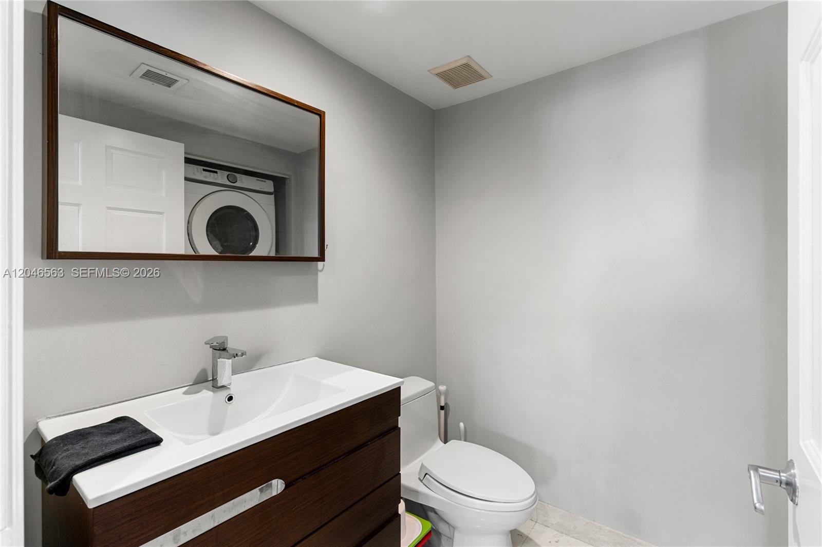 110 Washington Ave # 2309