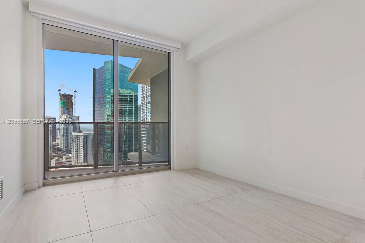 77 SE 5th Street # 3902