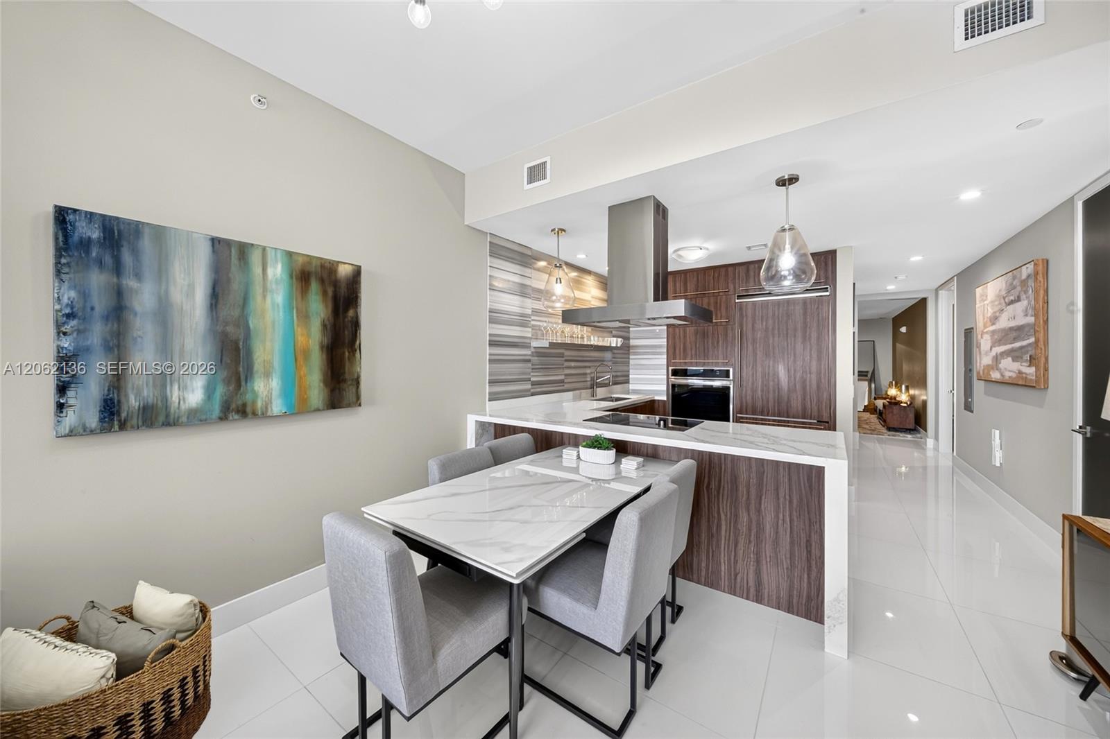 1100 Biscayne Blvd # 5502