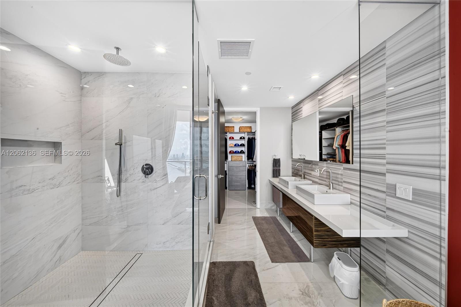1100 Biscayne Blvd # 5502