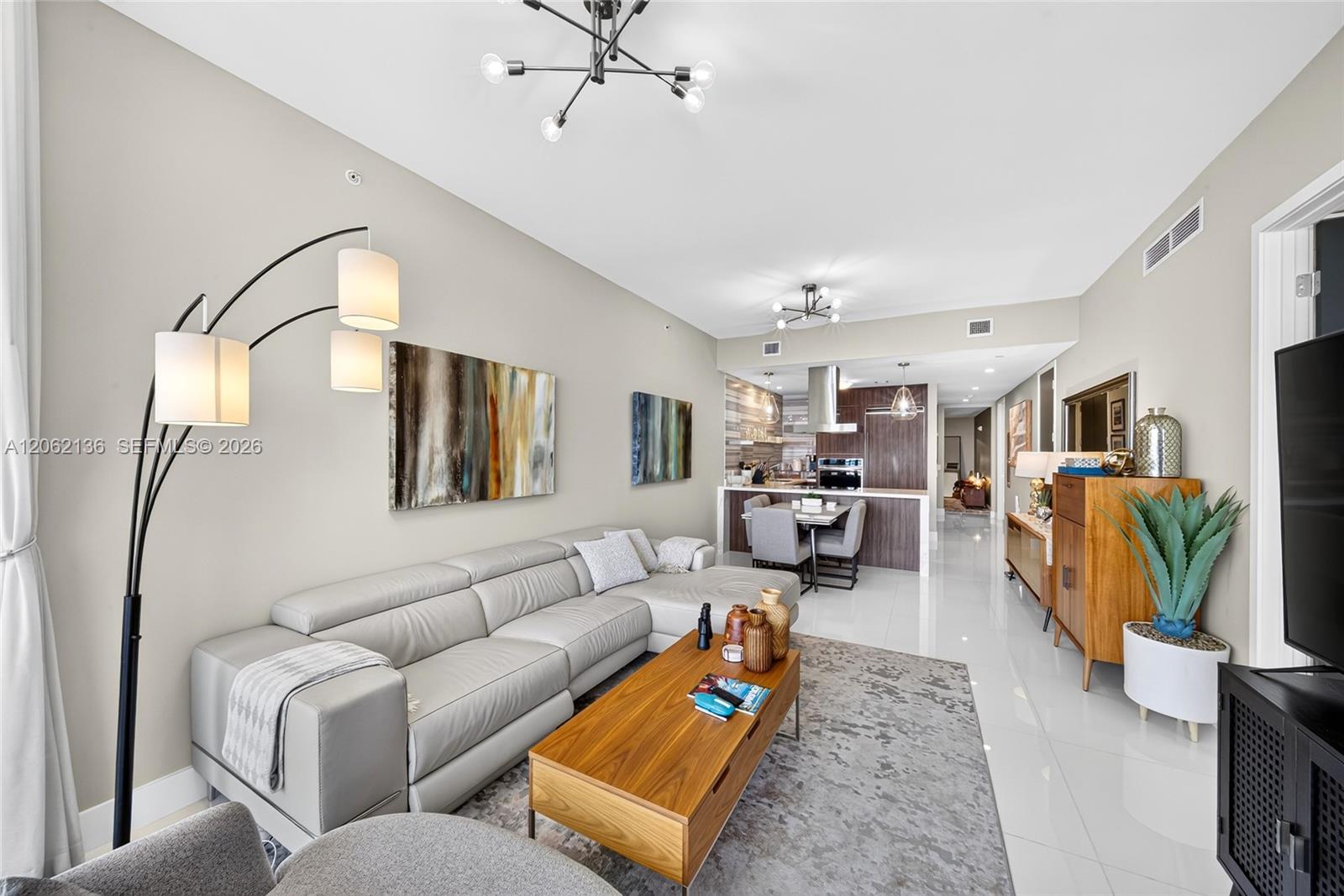 1100 Biscayne Blvd # 5502