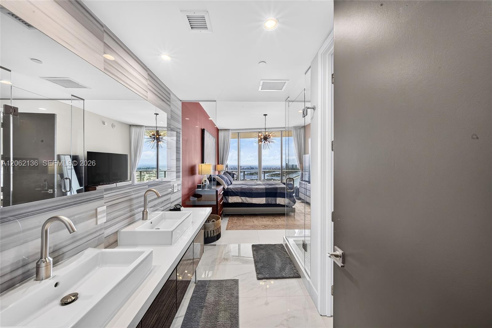 1100 Biscayne Blvd # 5502