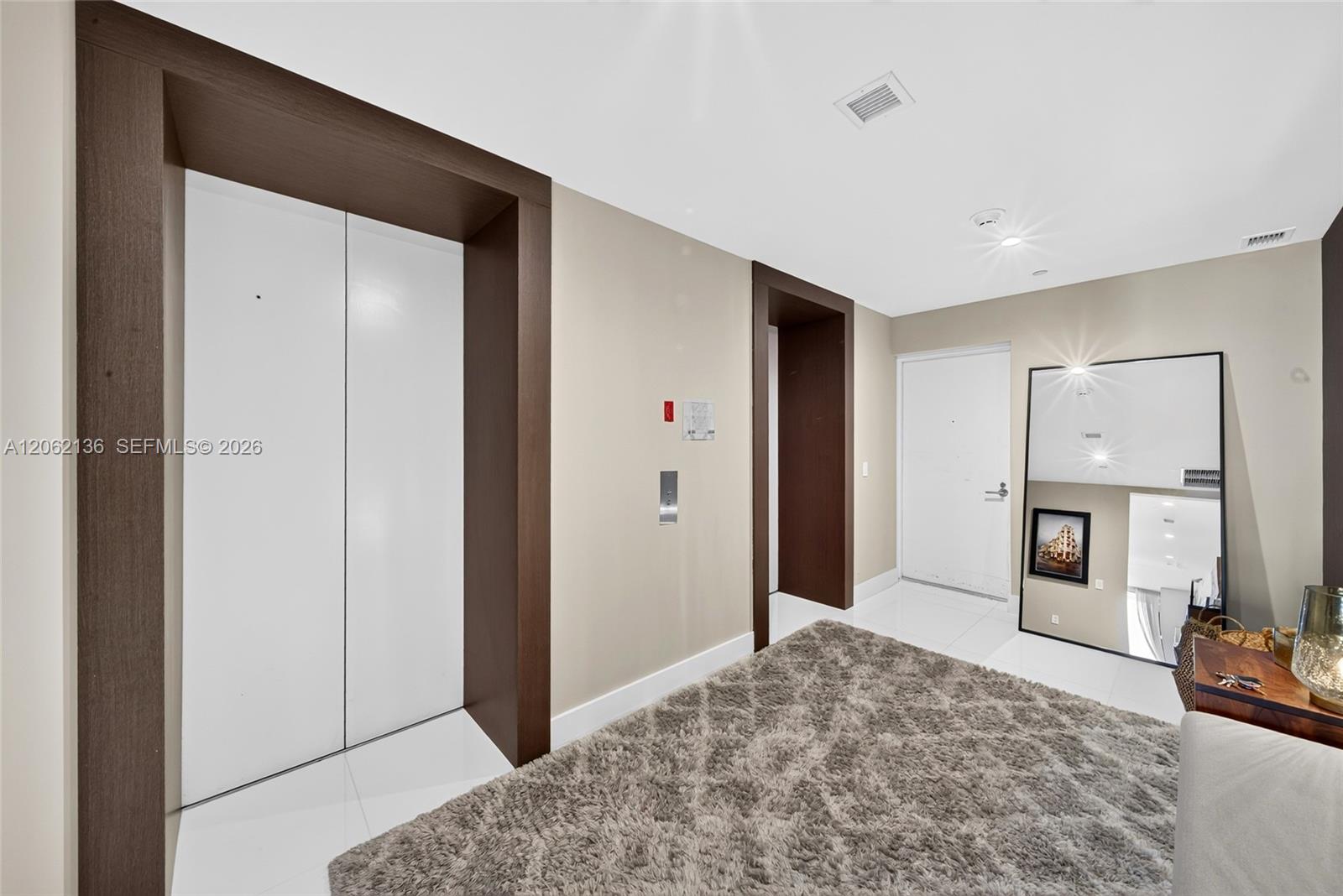 1100 Biscayne Blvd # 5502