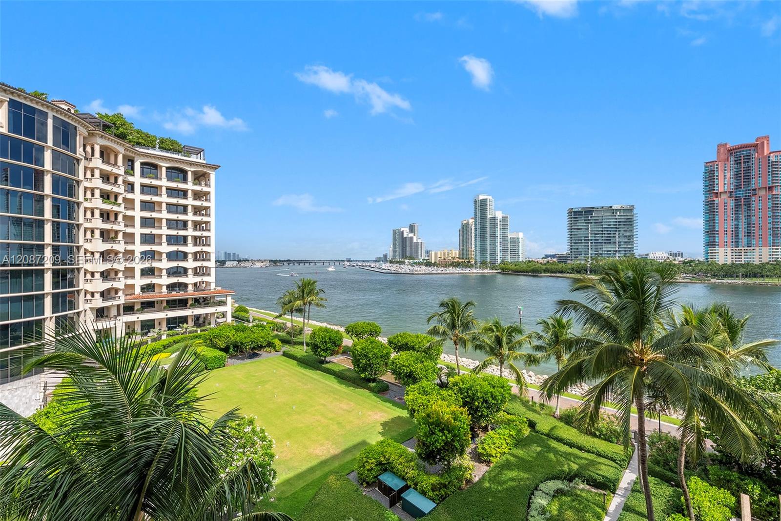 7052 Fisher Island Dr # 7052