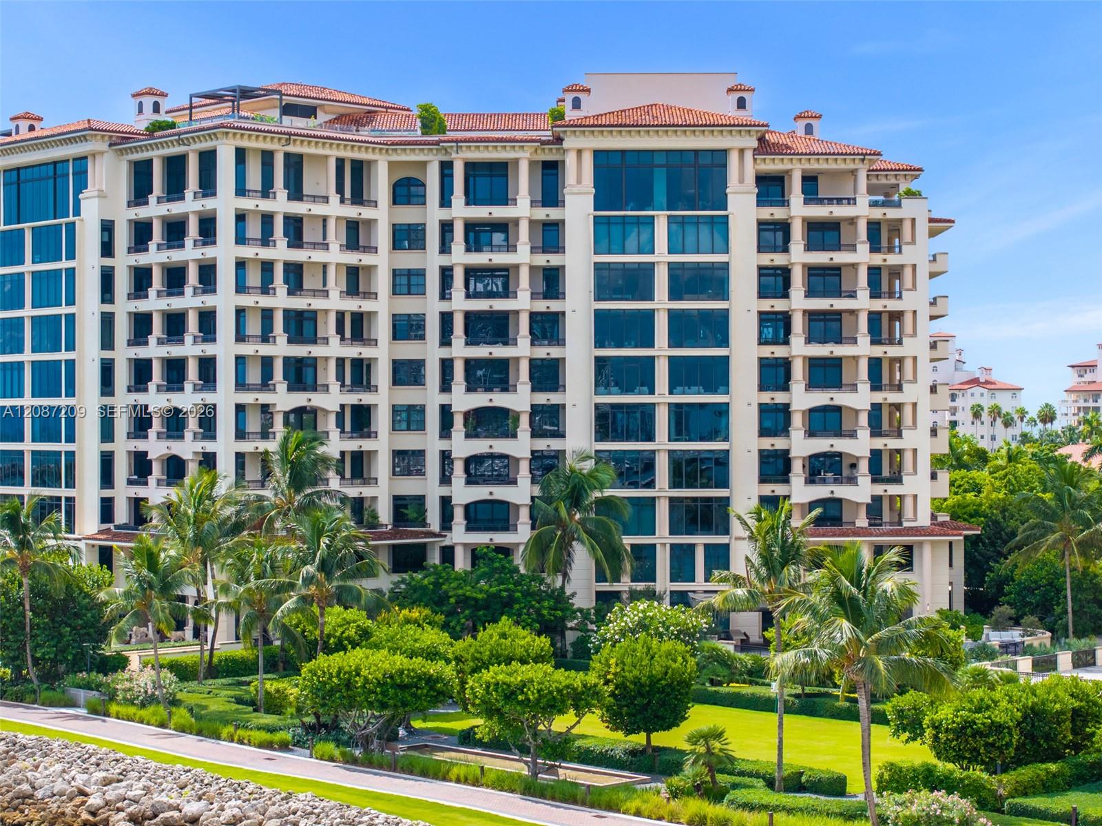 7052 Fisher Island Dr # 7052