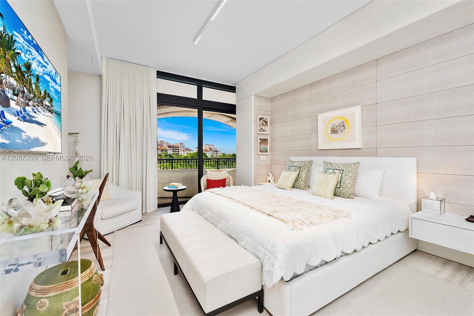 7052 Fisher Island Dr # 7052