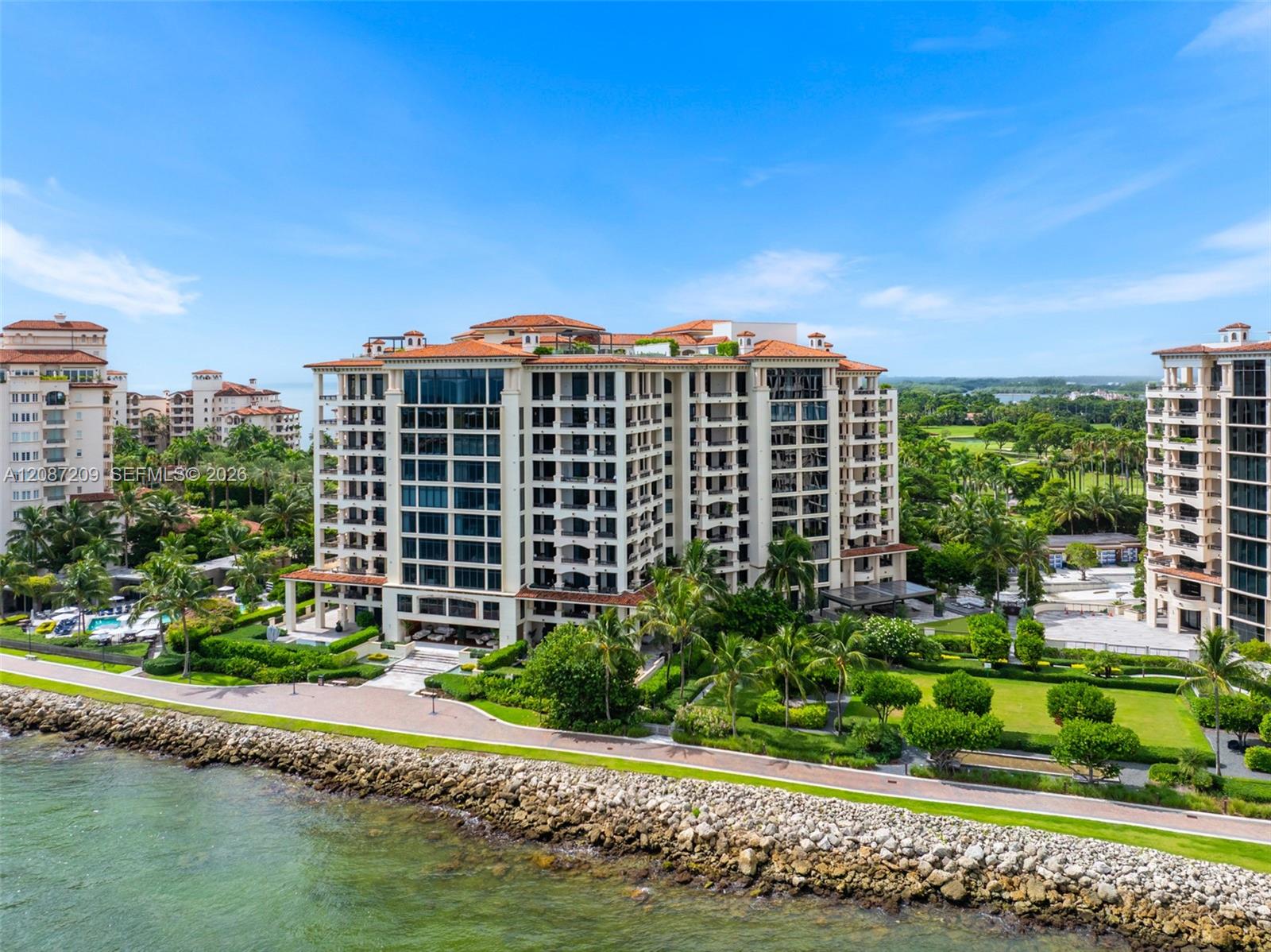7052 Fisher Island Dr # 7052