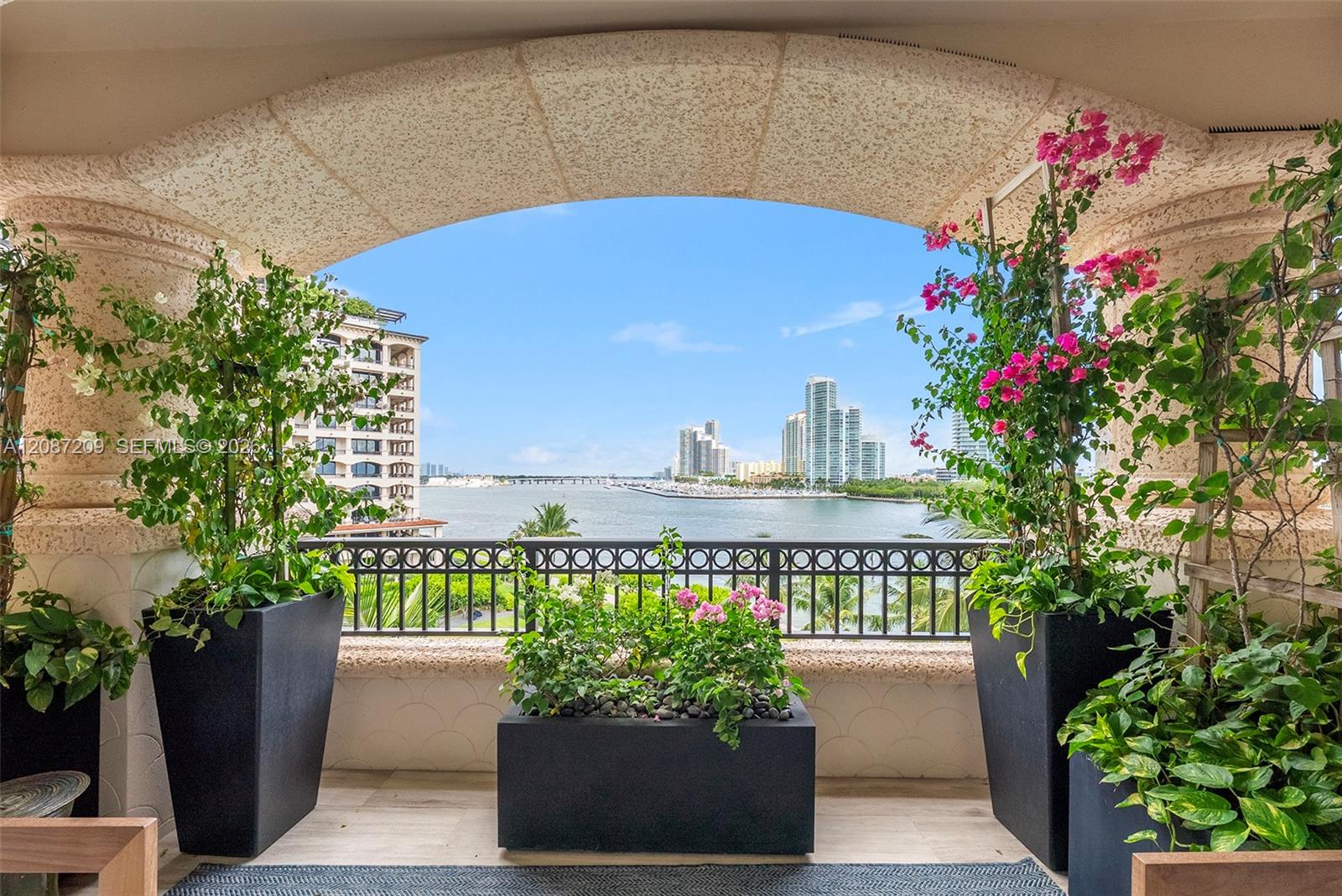 7052 Fisher Island Dr # 7052