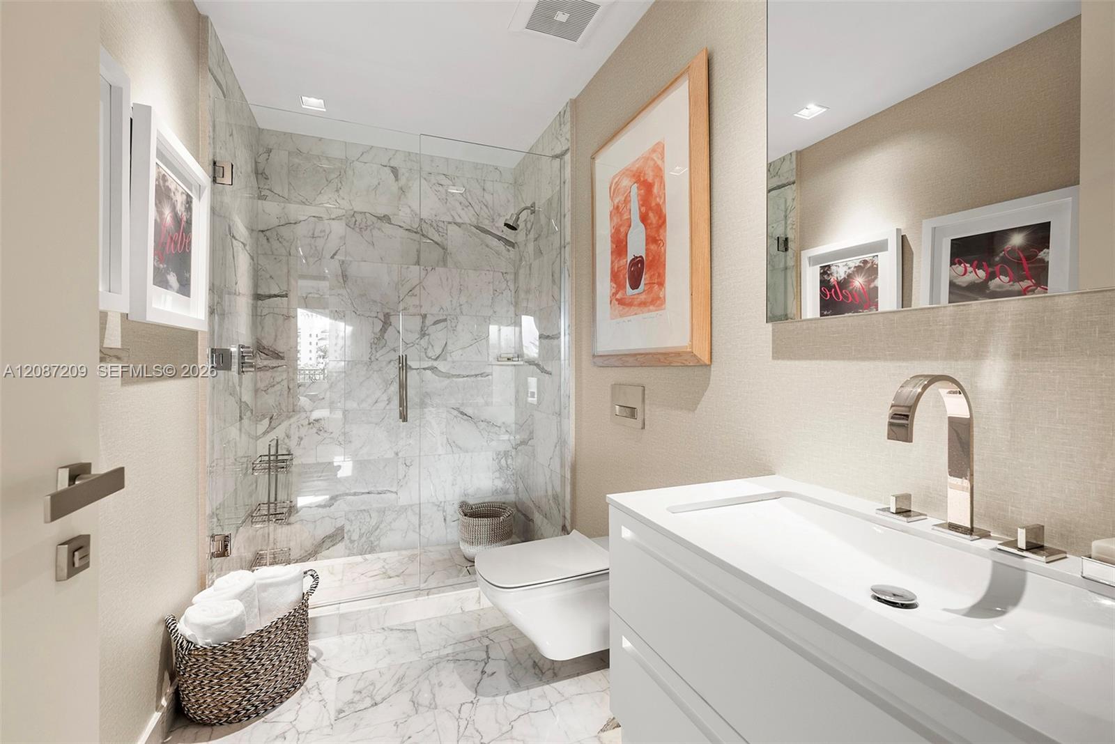 7052 Fisher Island Dr # 7052