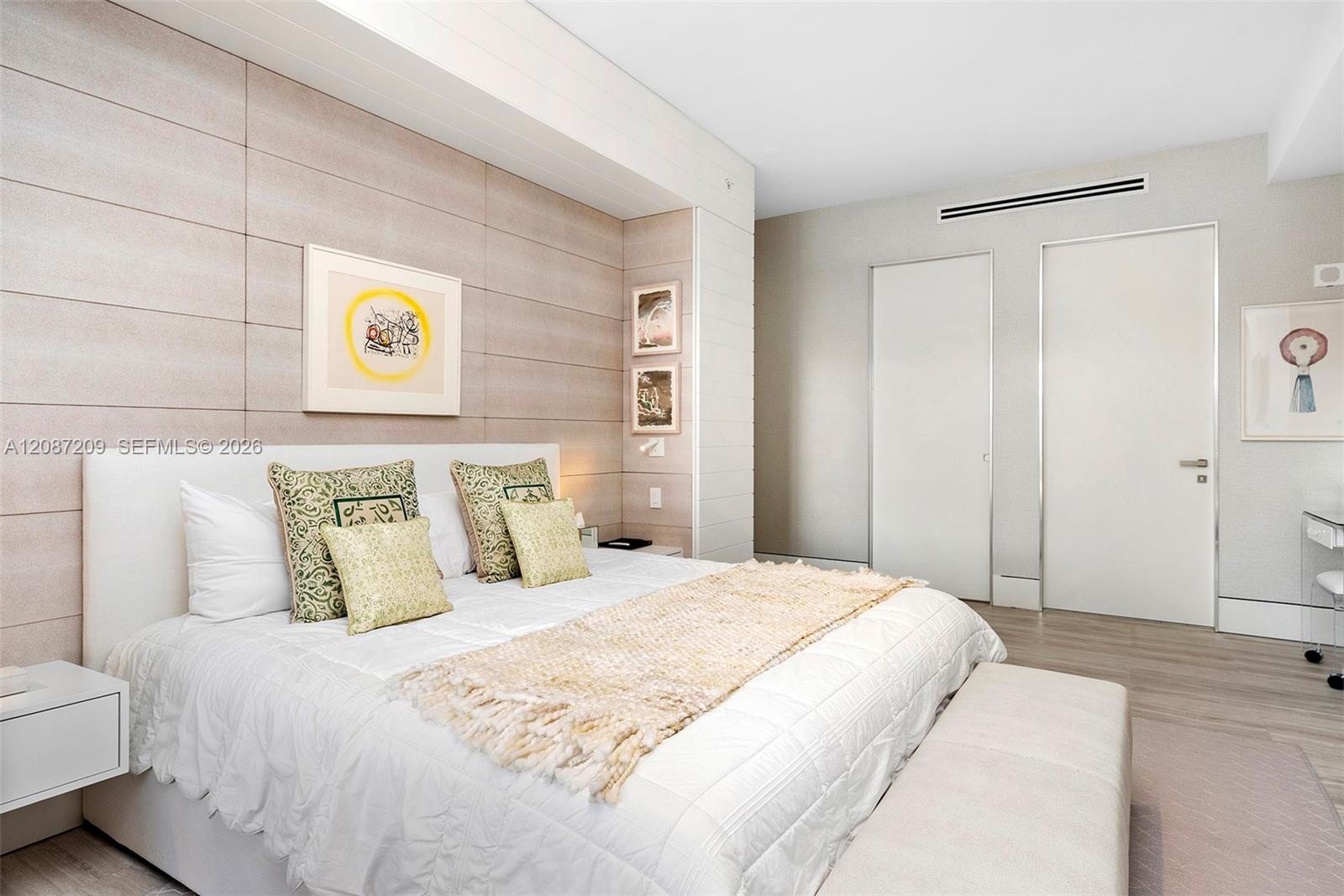 7052 Fisher Island Dr # 7052
