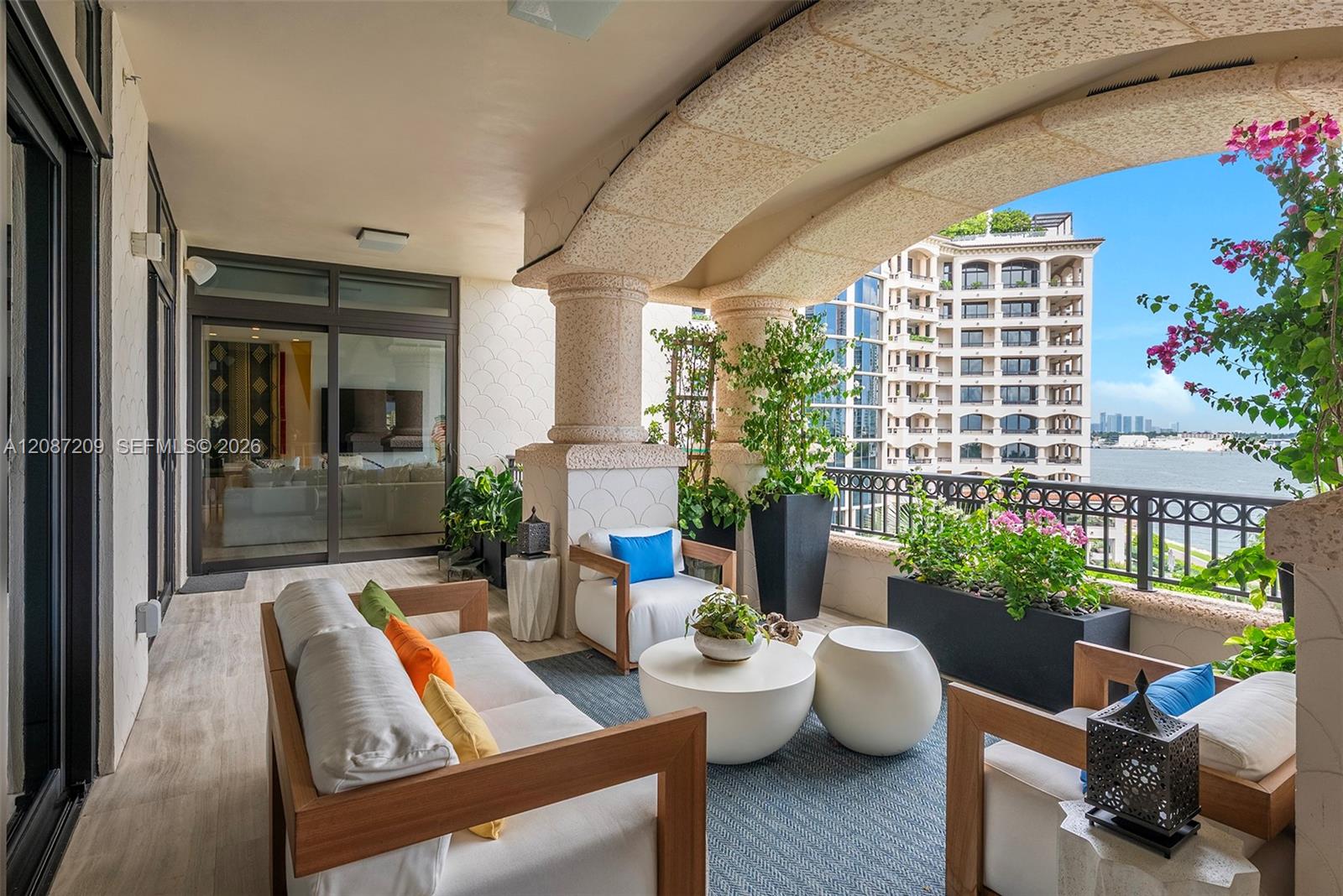 7052 Fisher Island Dr # 7052
