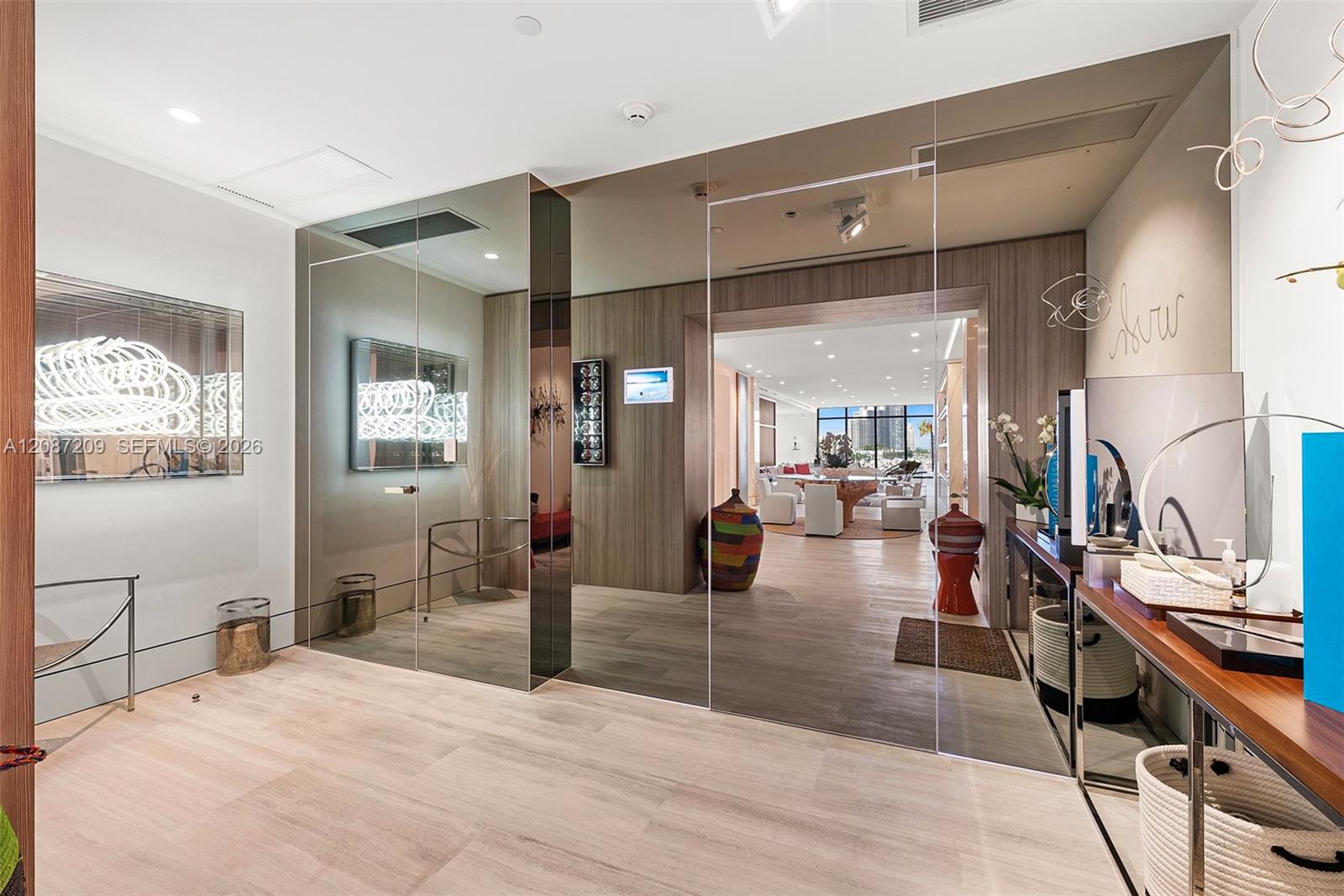 7052 Fisher Island Dr # 7052