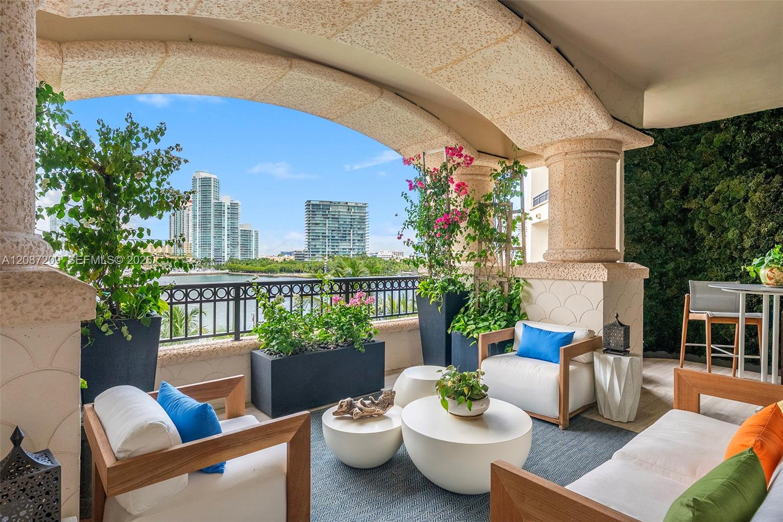 7052 Fisher Island Dr # 7052