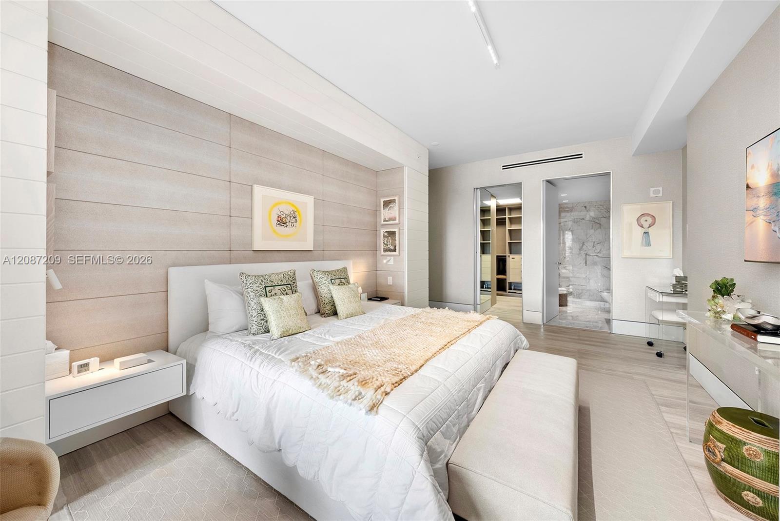 7052 Fisher Island Dr # 7052