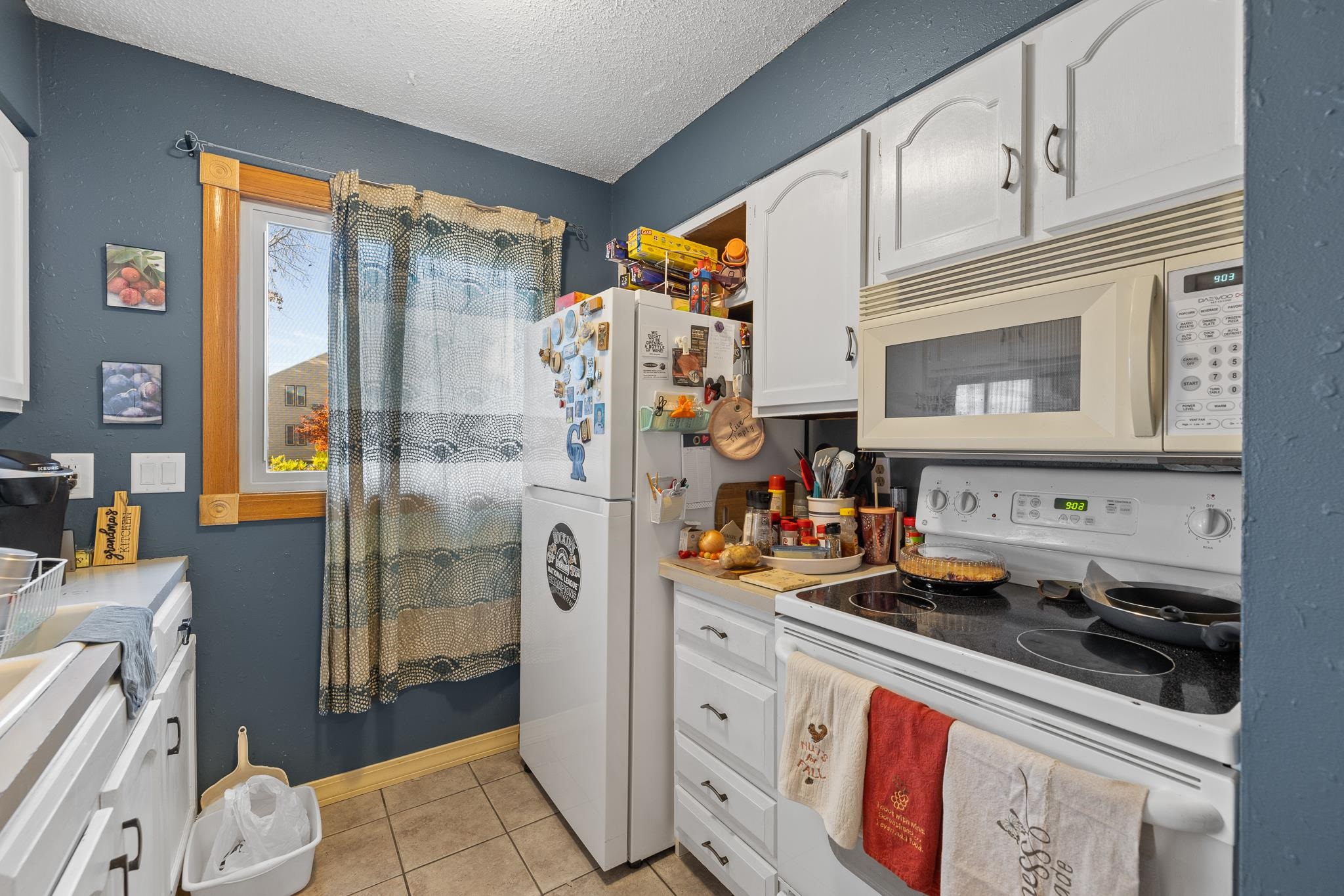 335 South Canyon Road