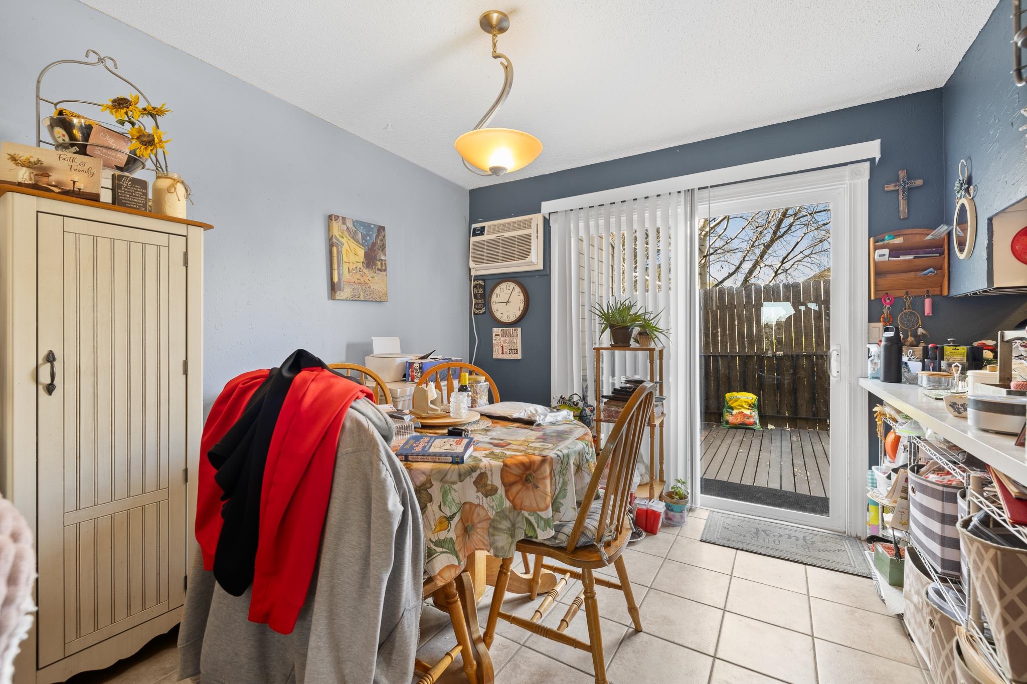 335 South Canyon Road