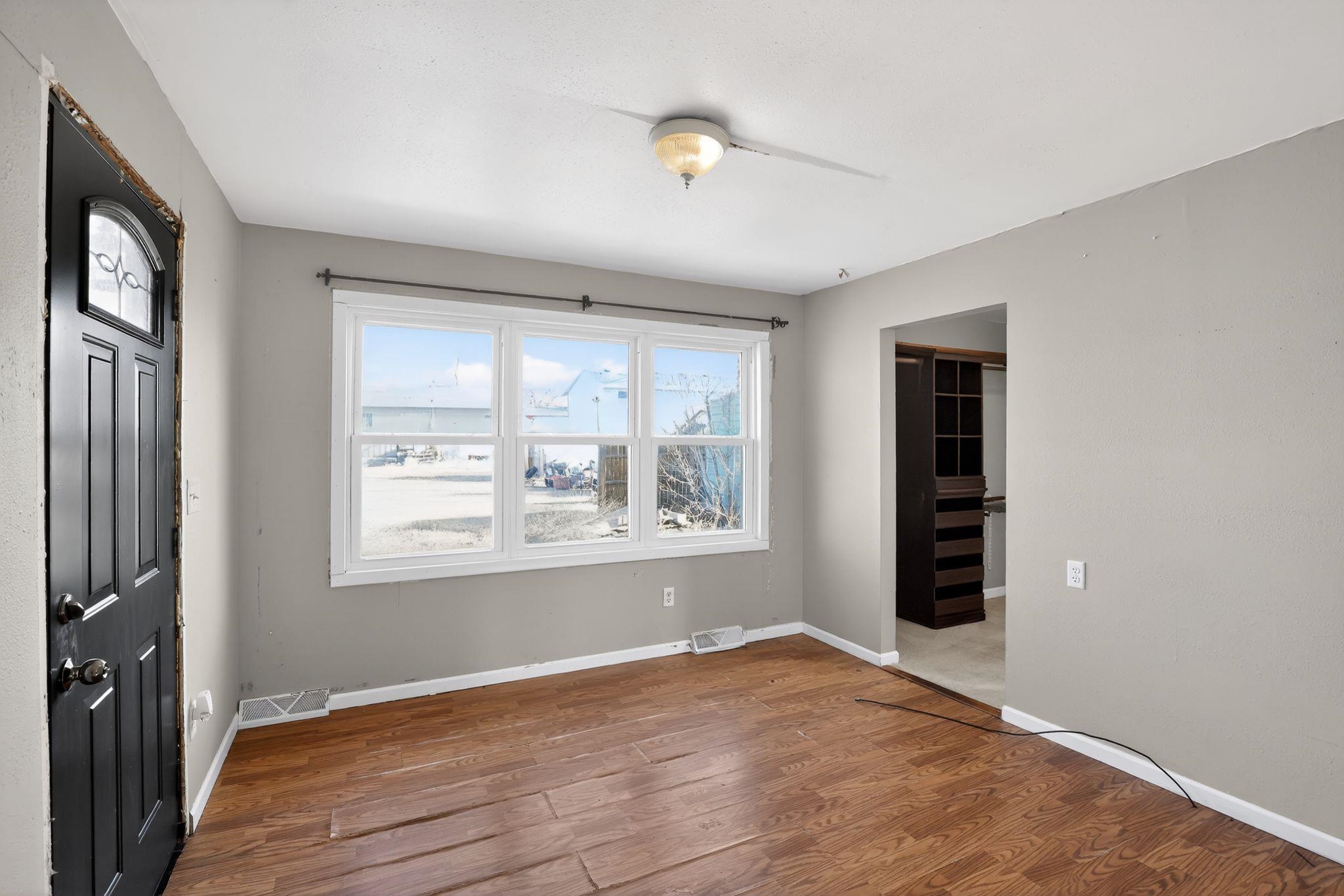 604 Crazy Horse Street