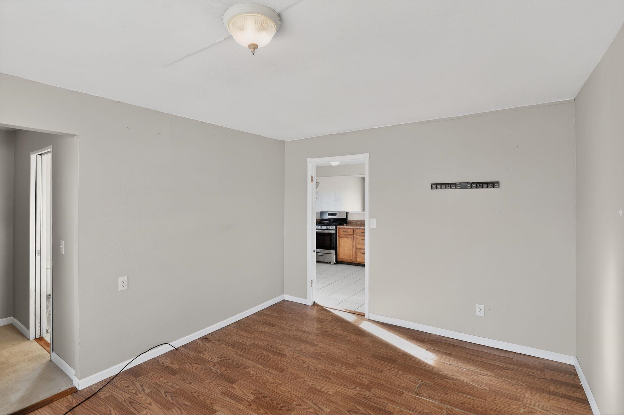 604 Crazy Horse Street