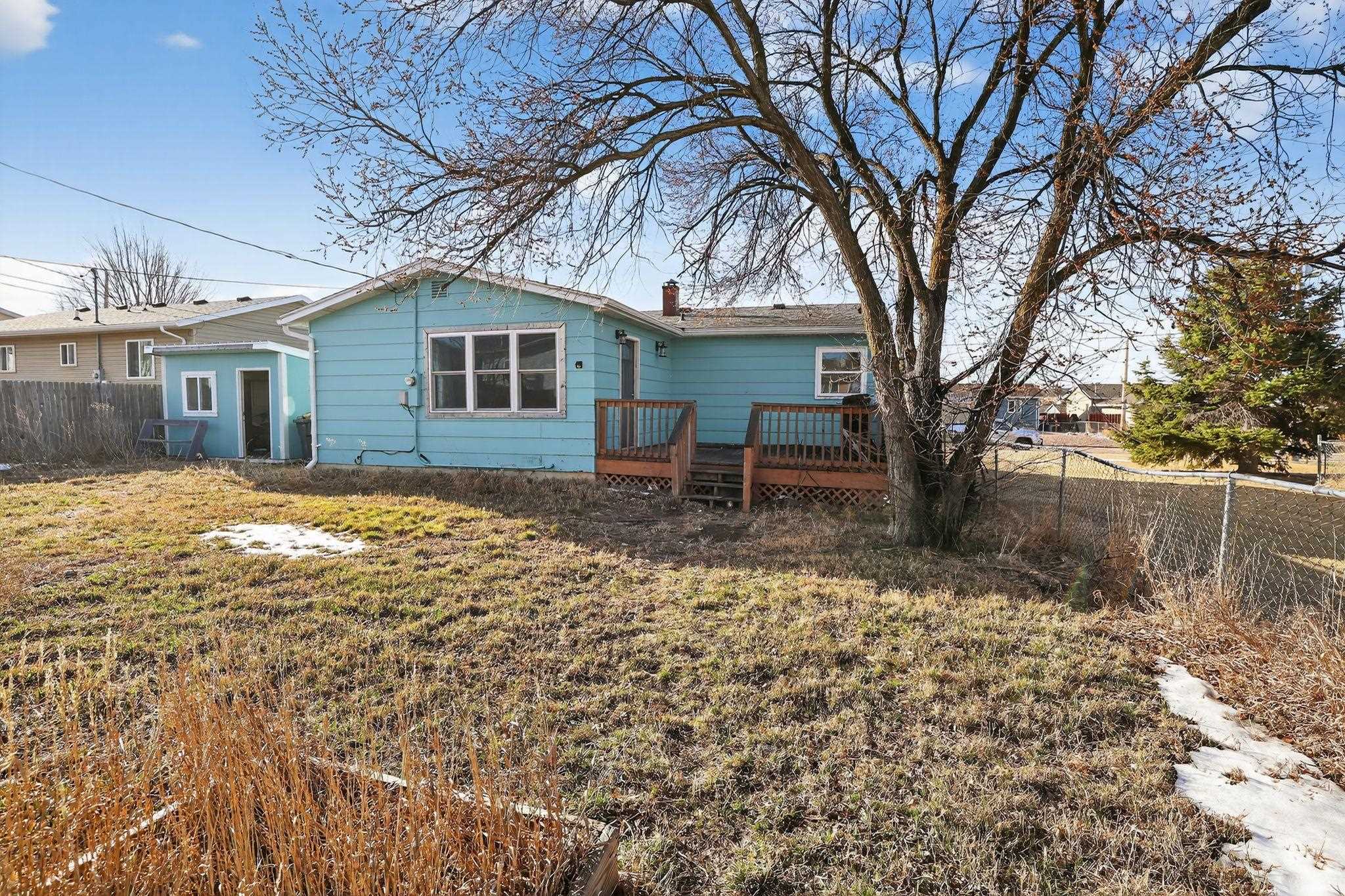 604 Crazy Horse Street