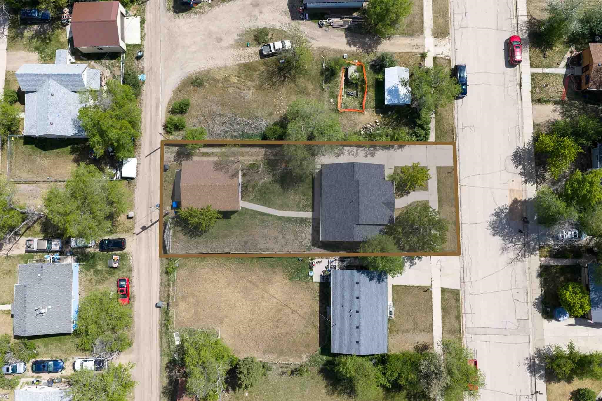 215 7th Avenue