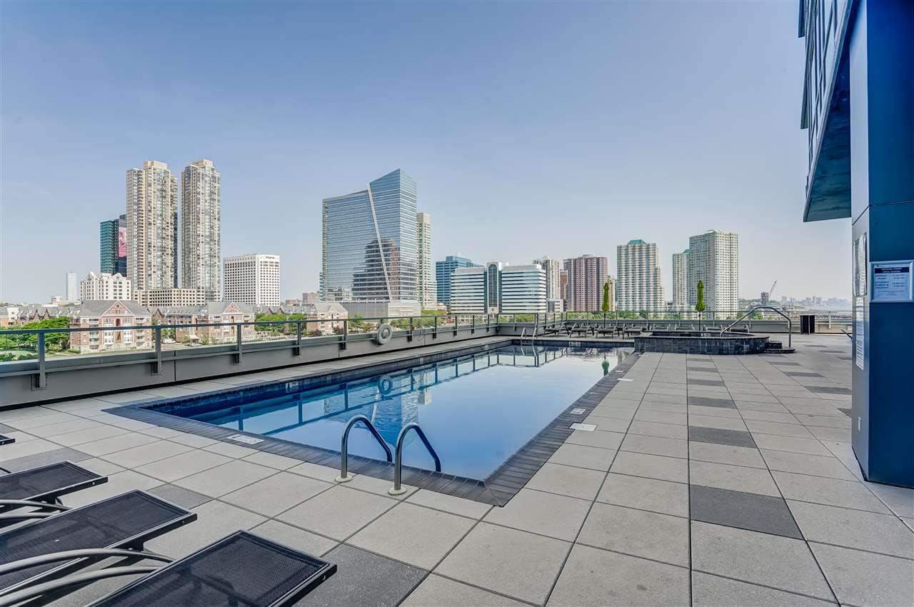 2 2ND ST Unit: 3103