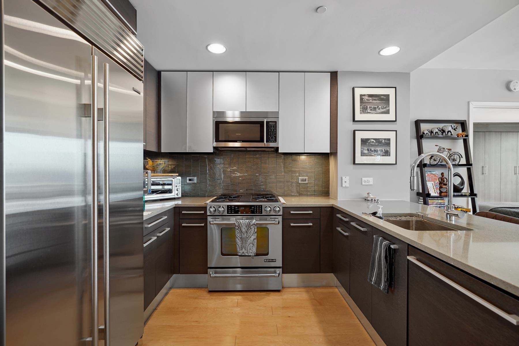 2 2ND ST Unit: 3103