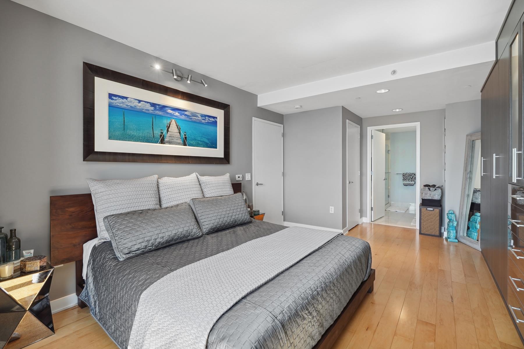 2 2ND ST Unit: 3103