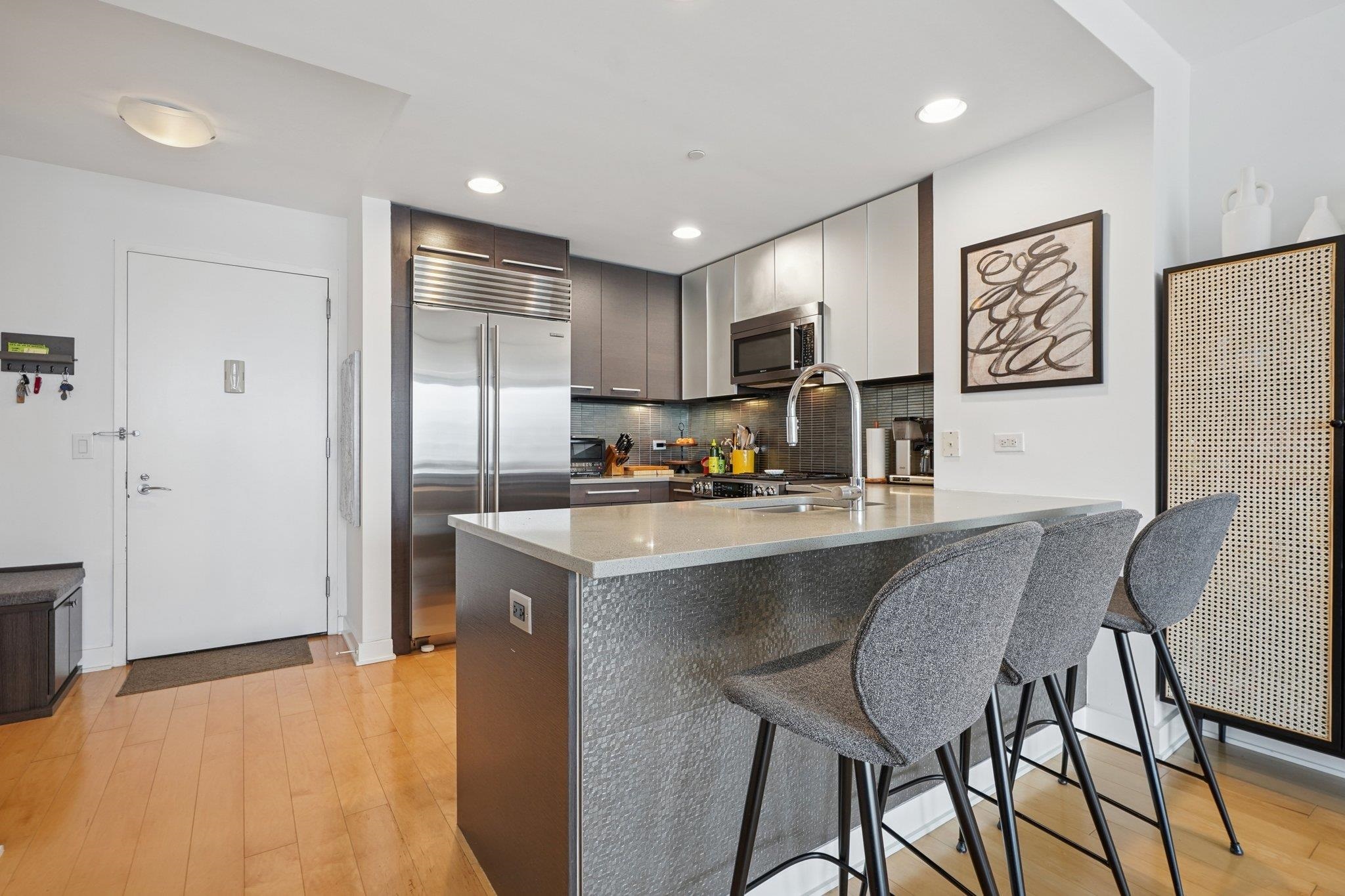 2 2ND ST Unit: 3103
