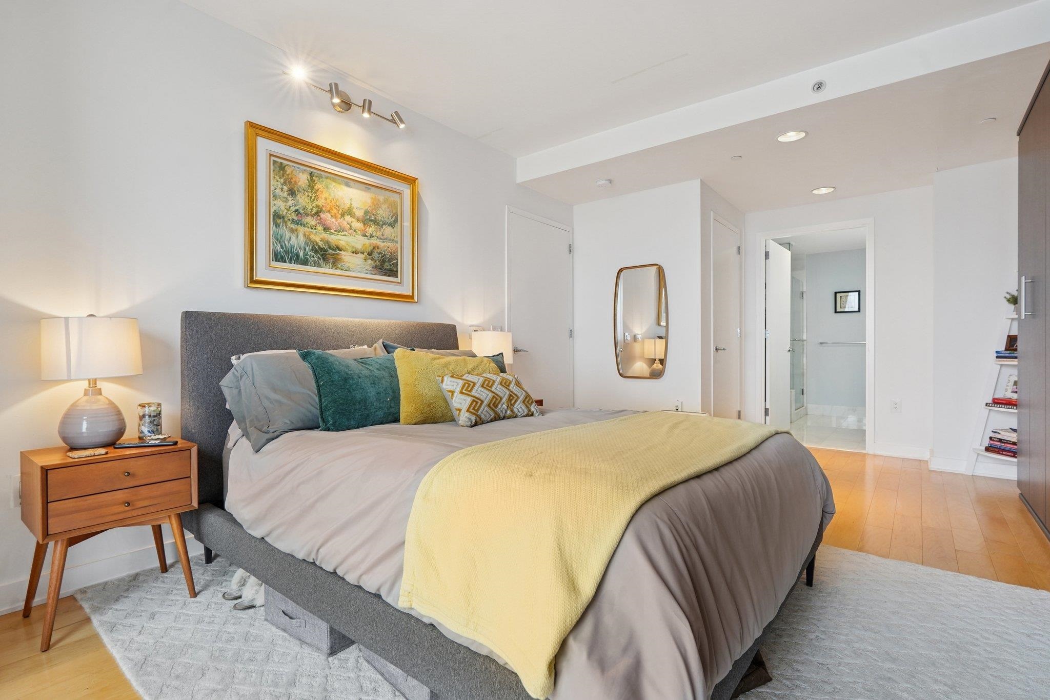 2 2ND ST Unit: 3103