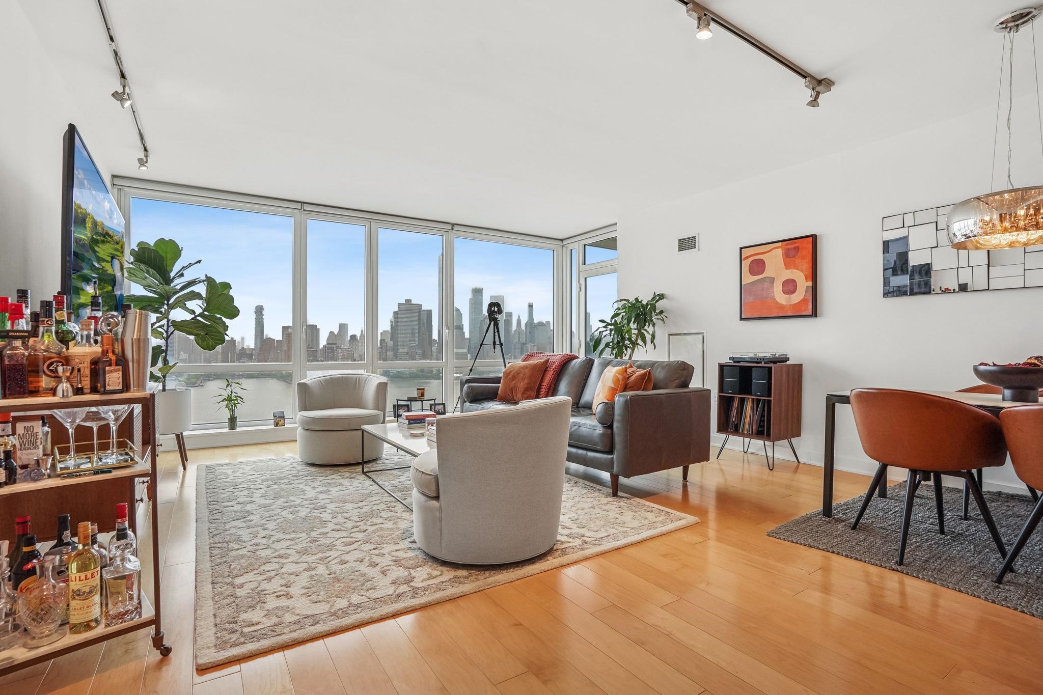 2 2ND ST Unit: 3103