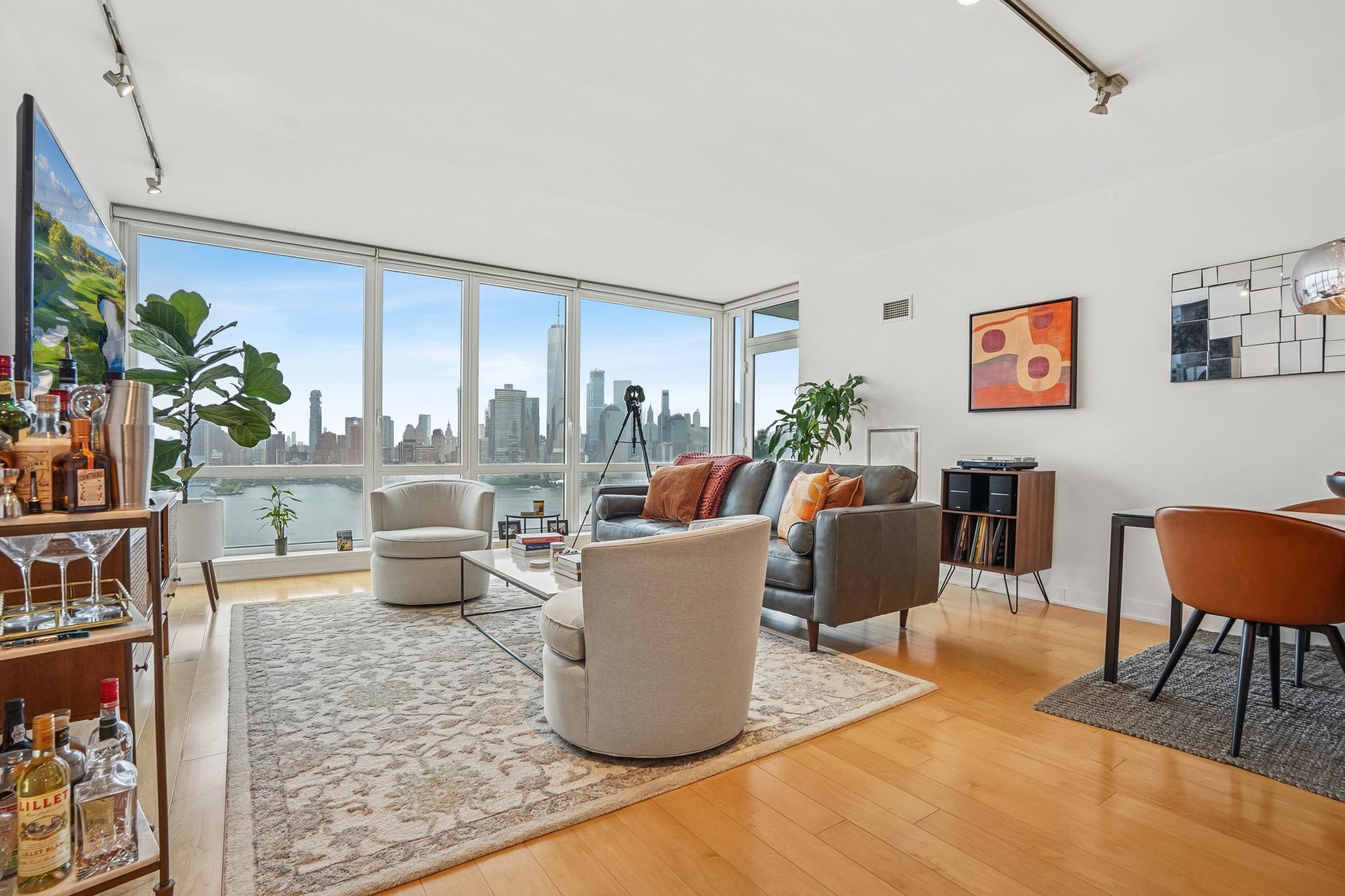 2 2ND ST Unit: 3103
