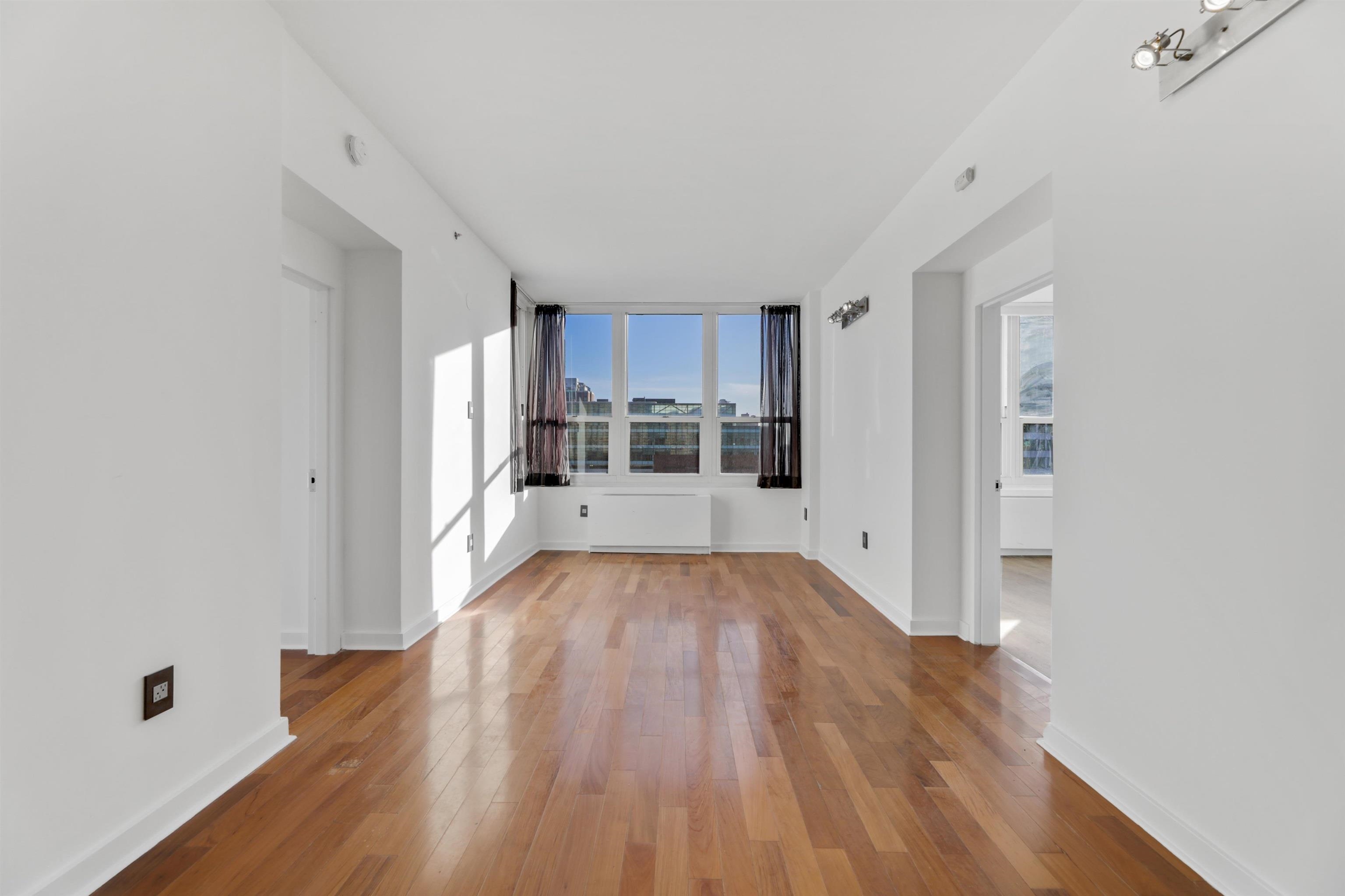 88 MORGAN ST Unit: 1006