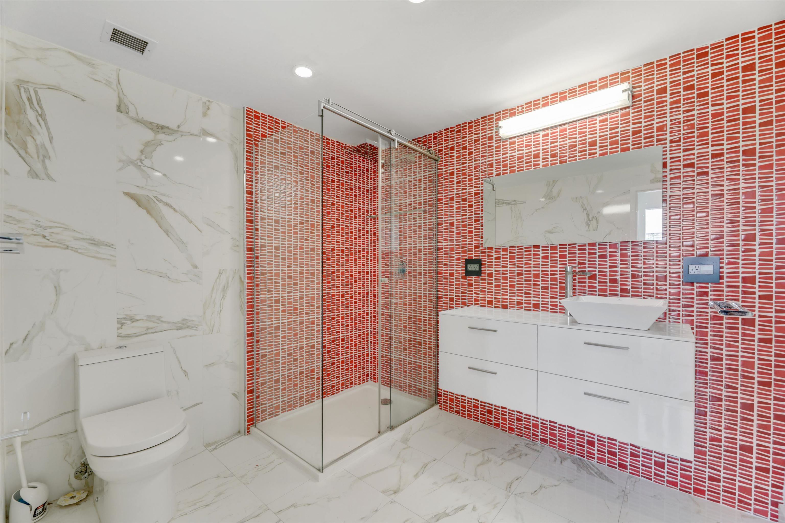 88 MORGAN ST Unit: 1006