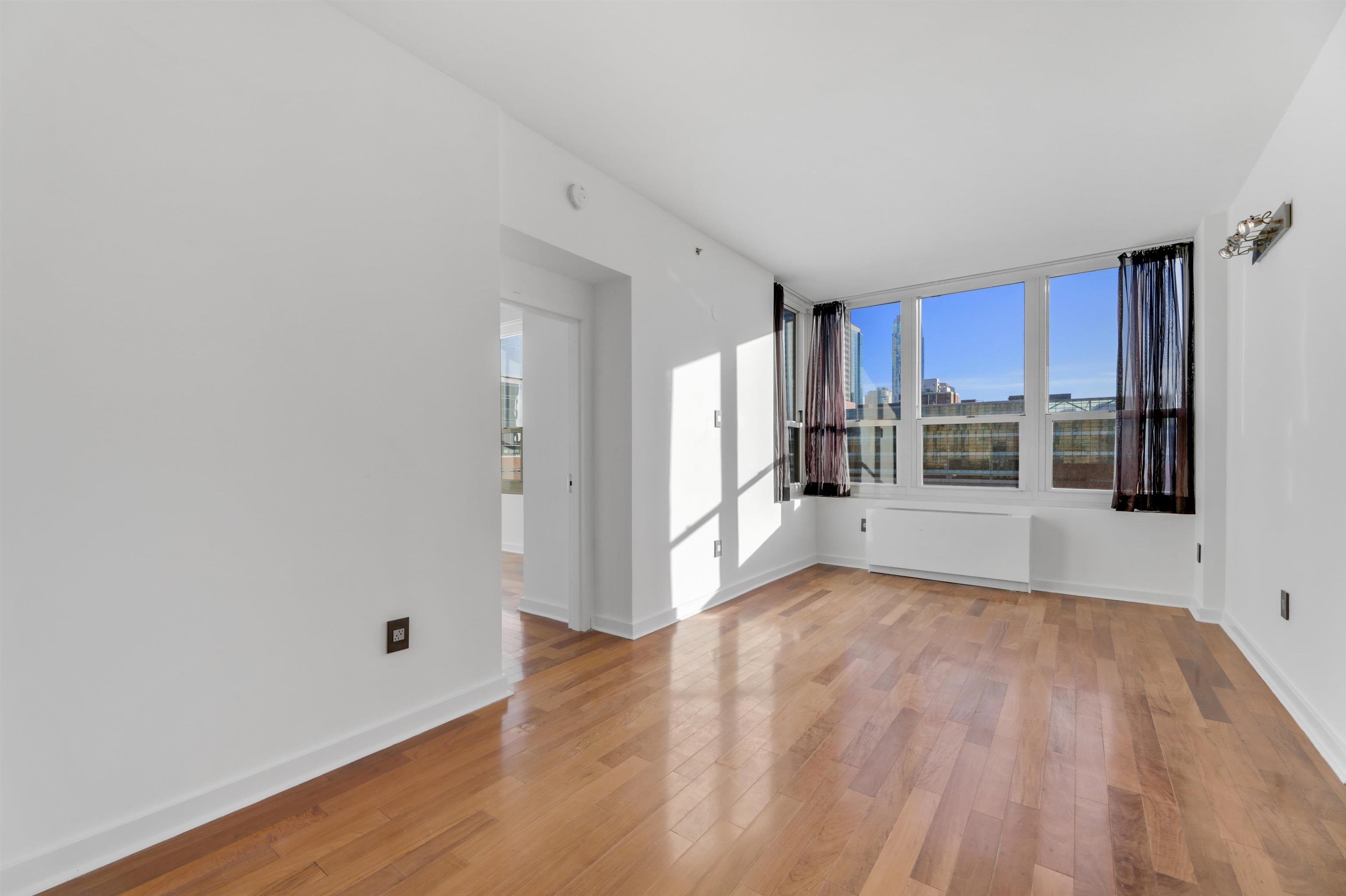 88 MORGAN ST Unit: 1006