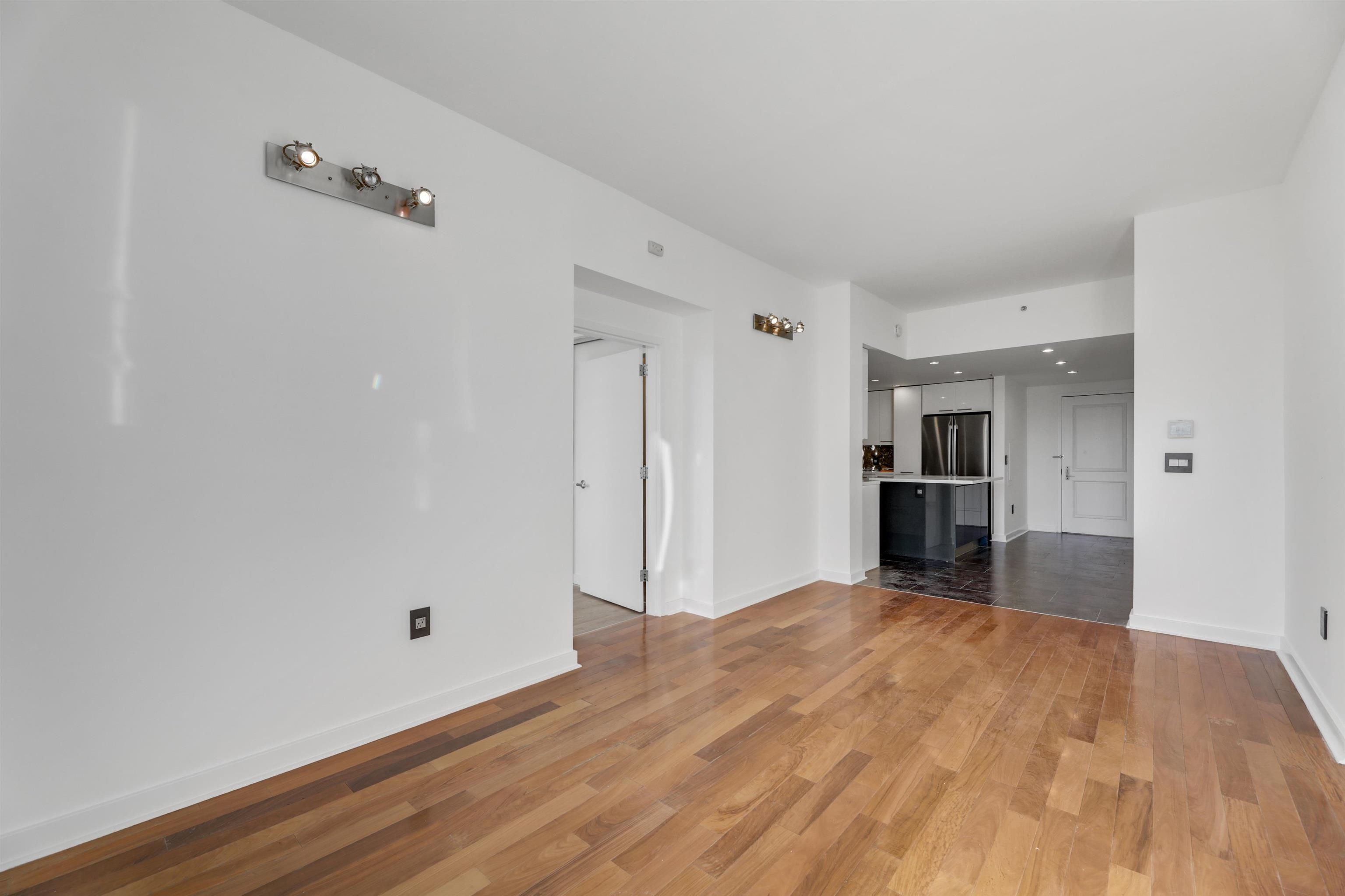 88 MORGAN ST Unit: 1006