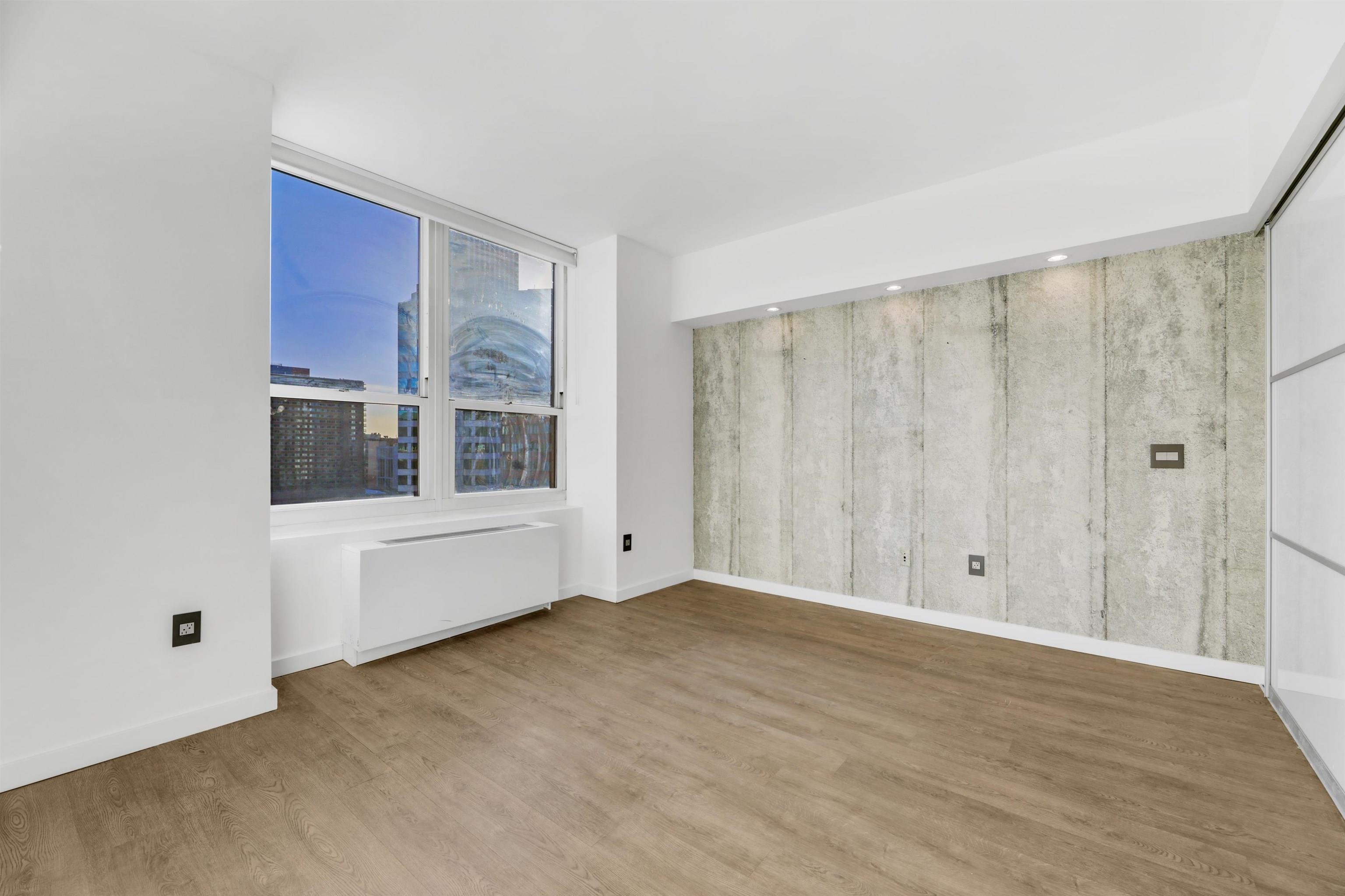 88 MORGAN ST Unit: 1006