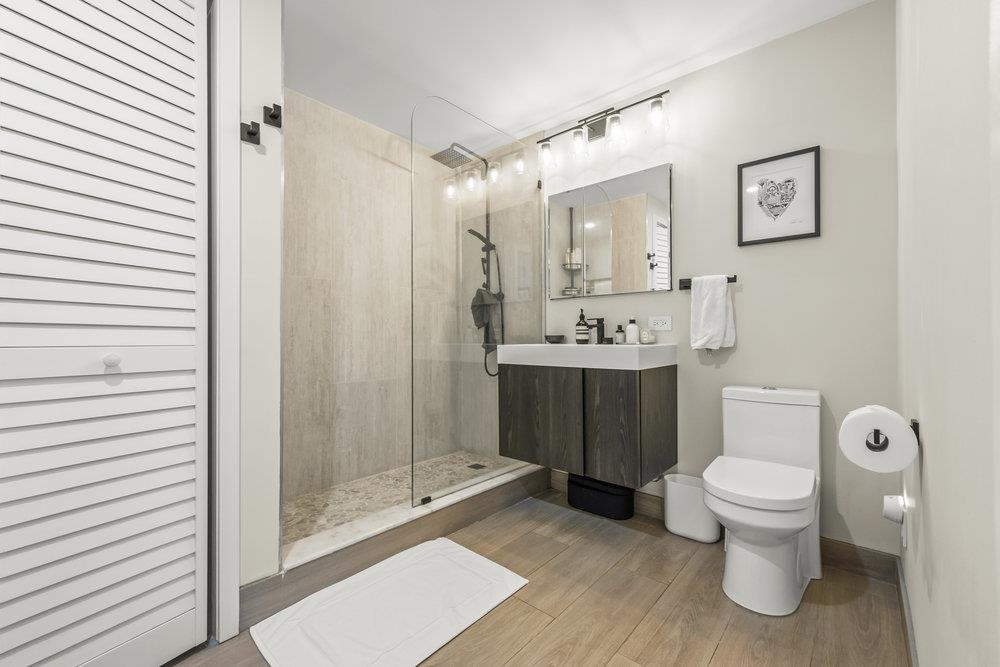 88 MORGAN ST Unit: 2207