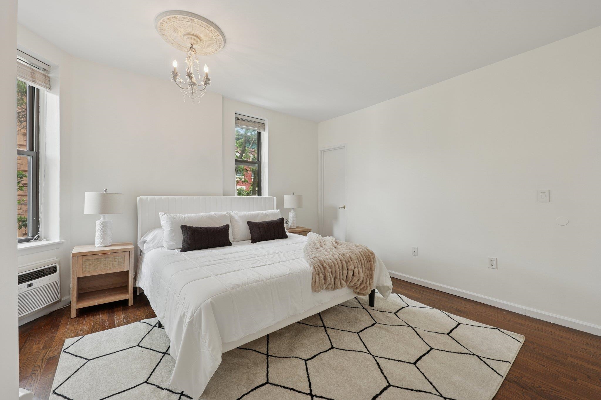 48-50 WEST HAMILTON PL Unit: 5