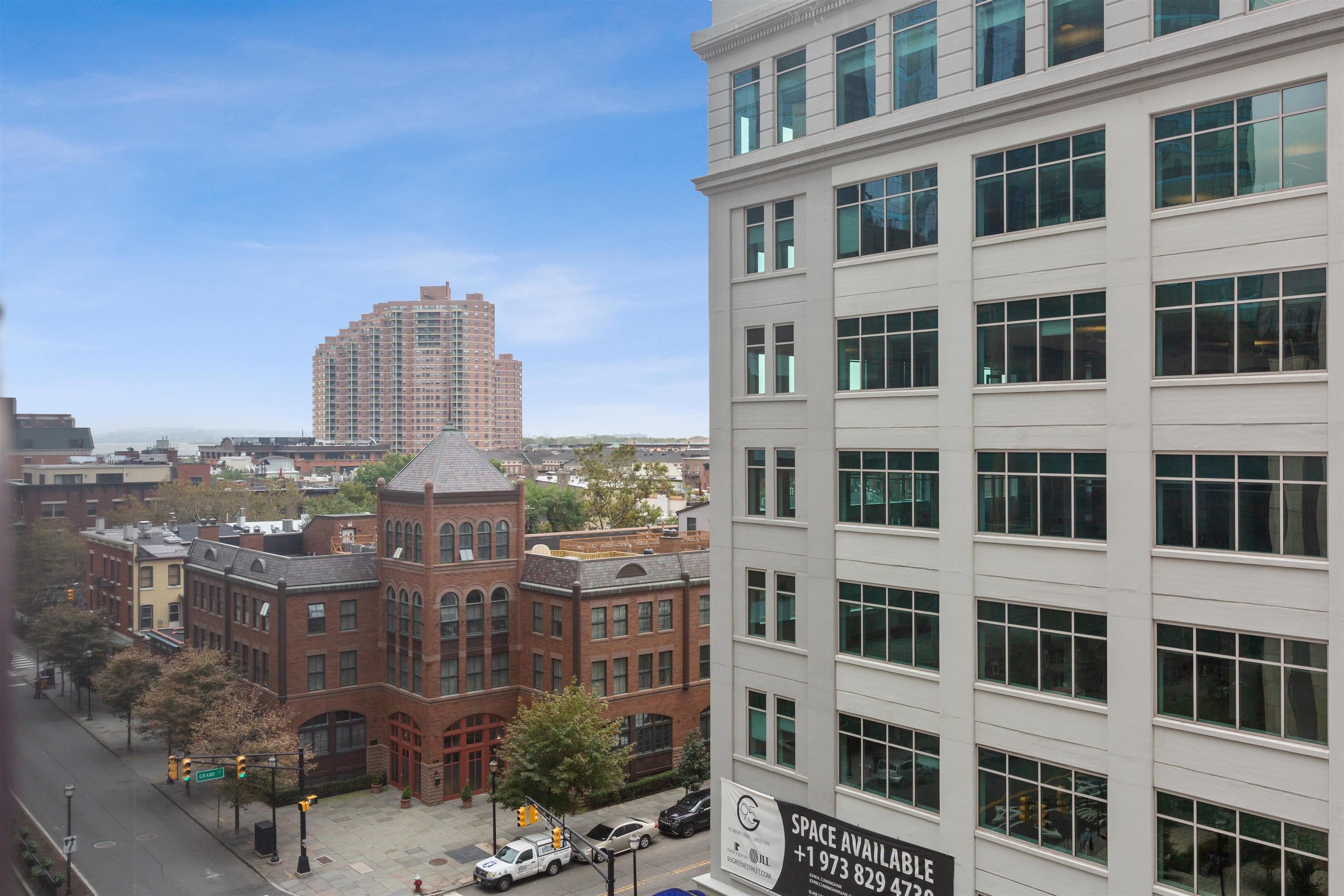 99 HUDSON ST Unit: 405