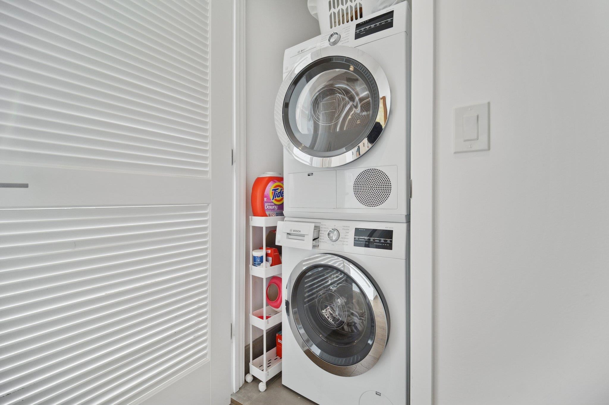 75 PARK LANE SOUTH Unit: 2803