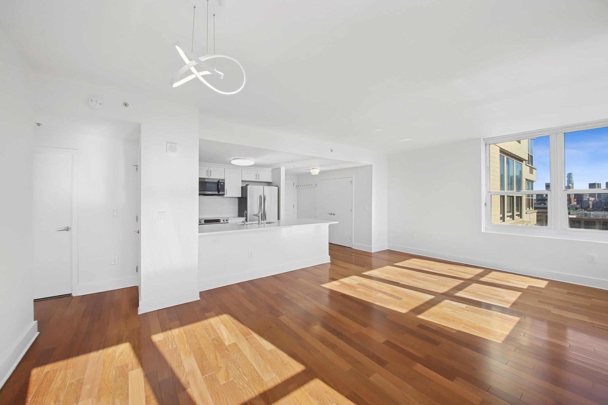 88 MORGAN ST Unit: 1808