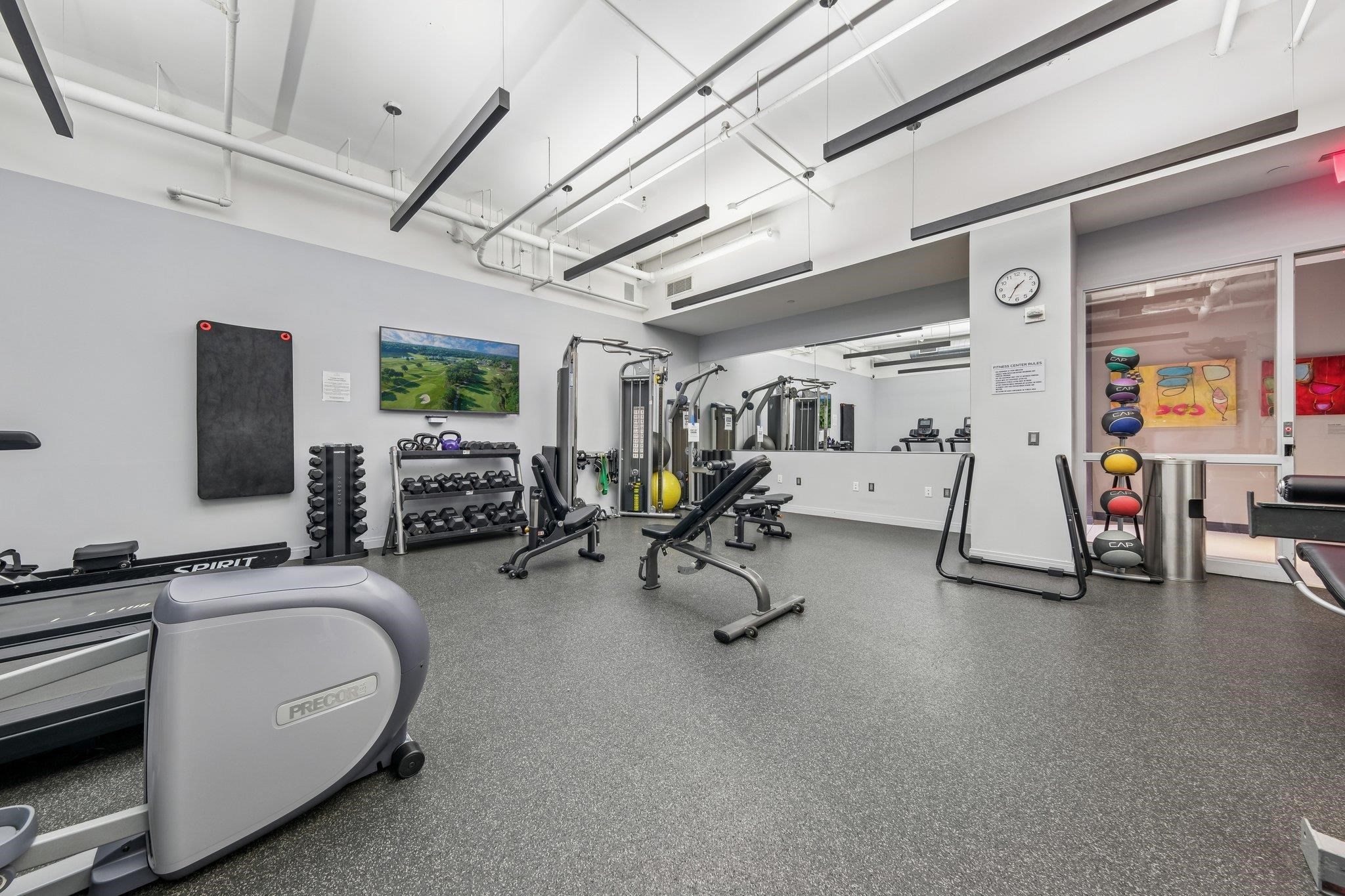 160 1ST ST Unit: 805