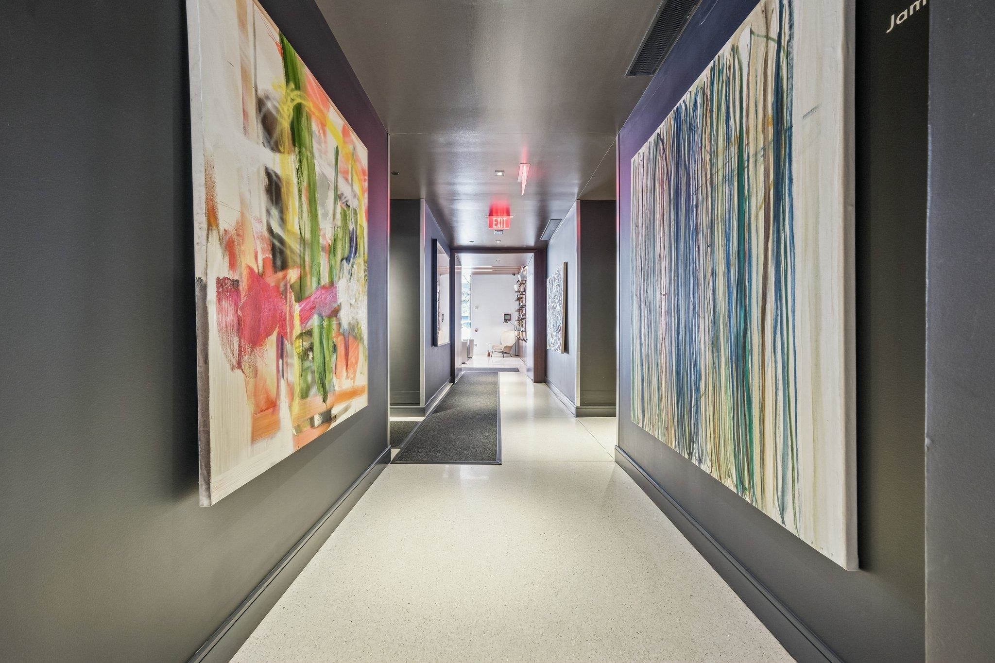 160 1ST ST Unit: 805