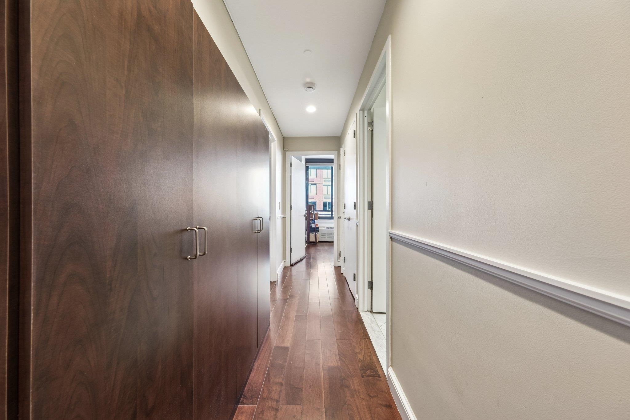 389 WASHINGTON ST Unit: 19F