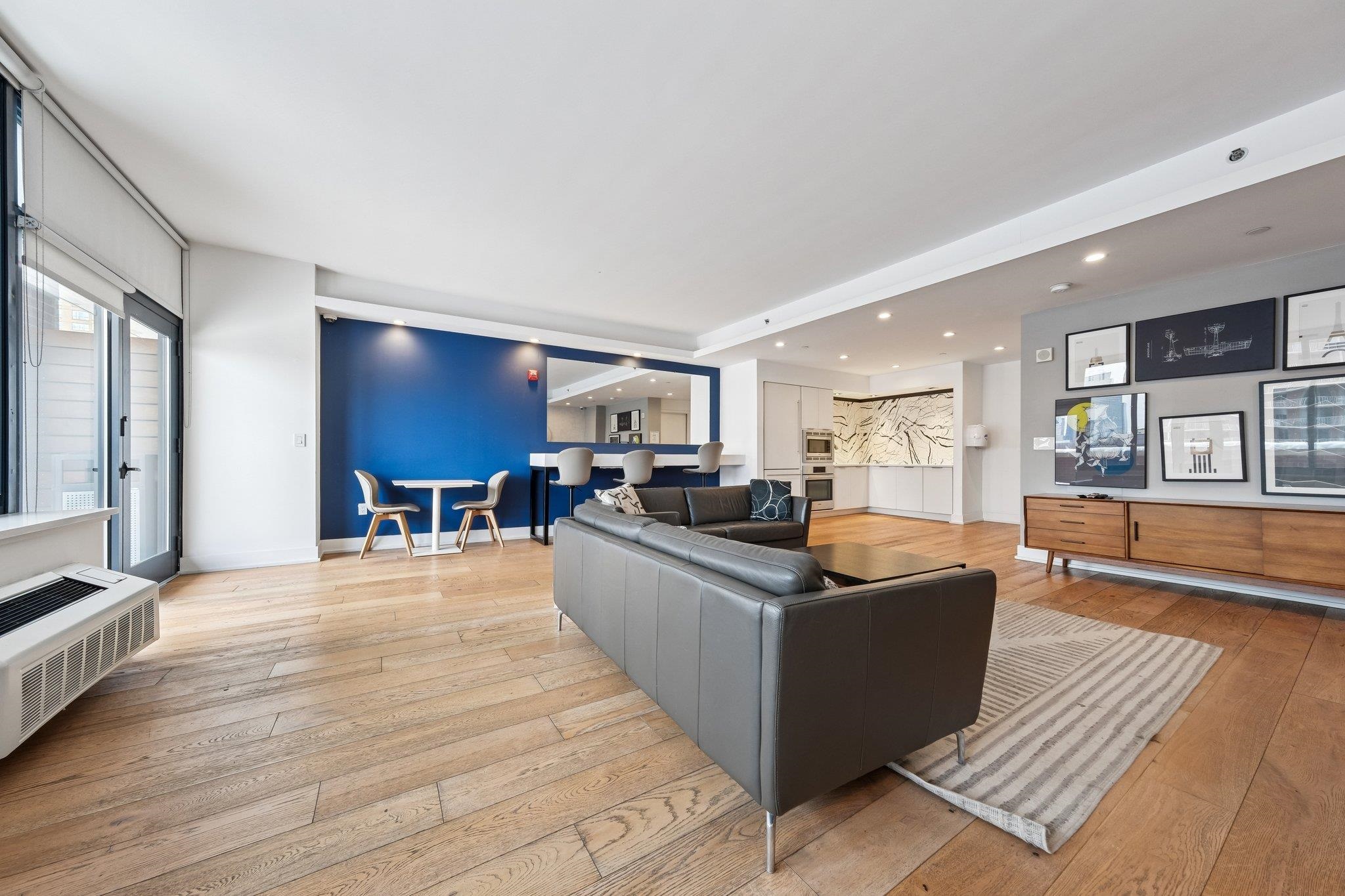 389 WASHINGTON ST Unit: 19F