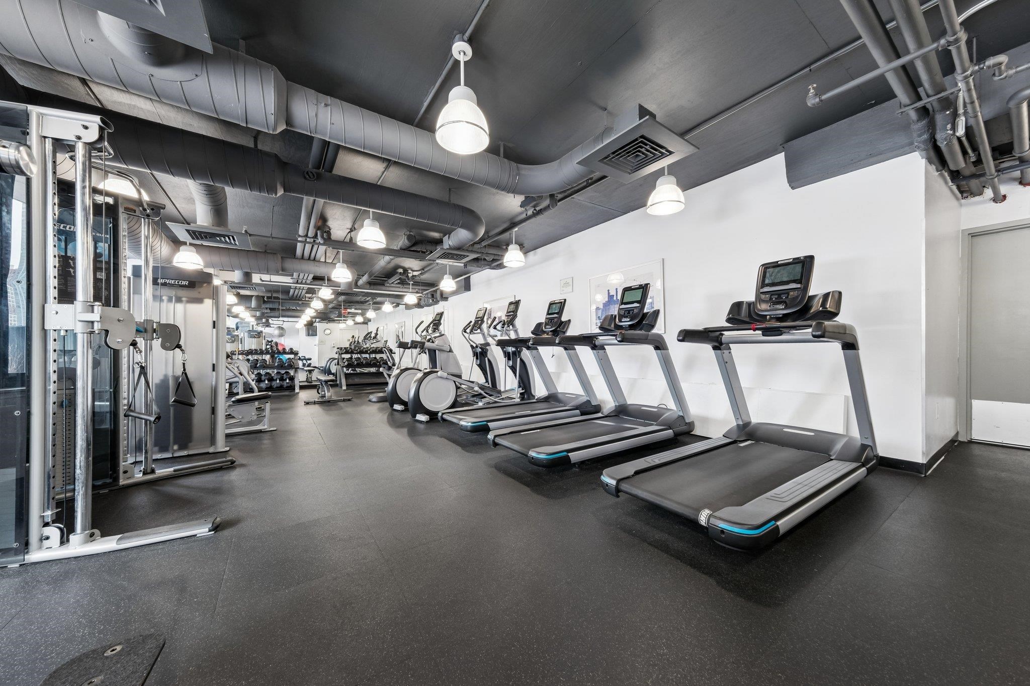 389 WASHINGTON ST Unit: 19F