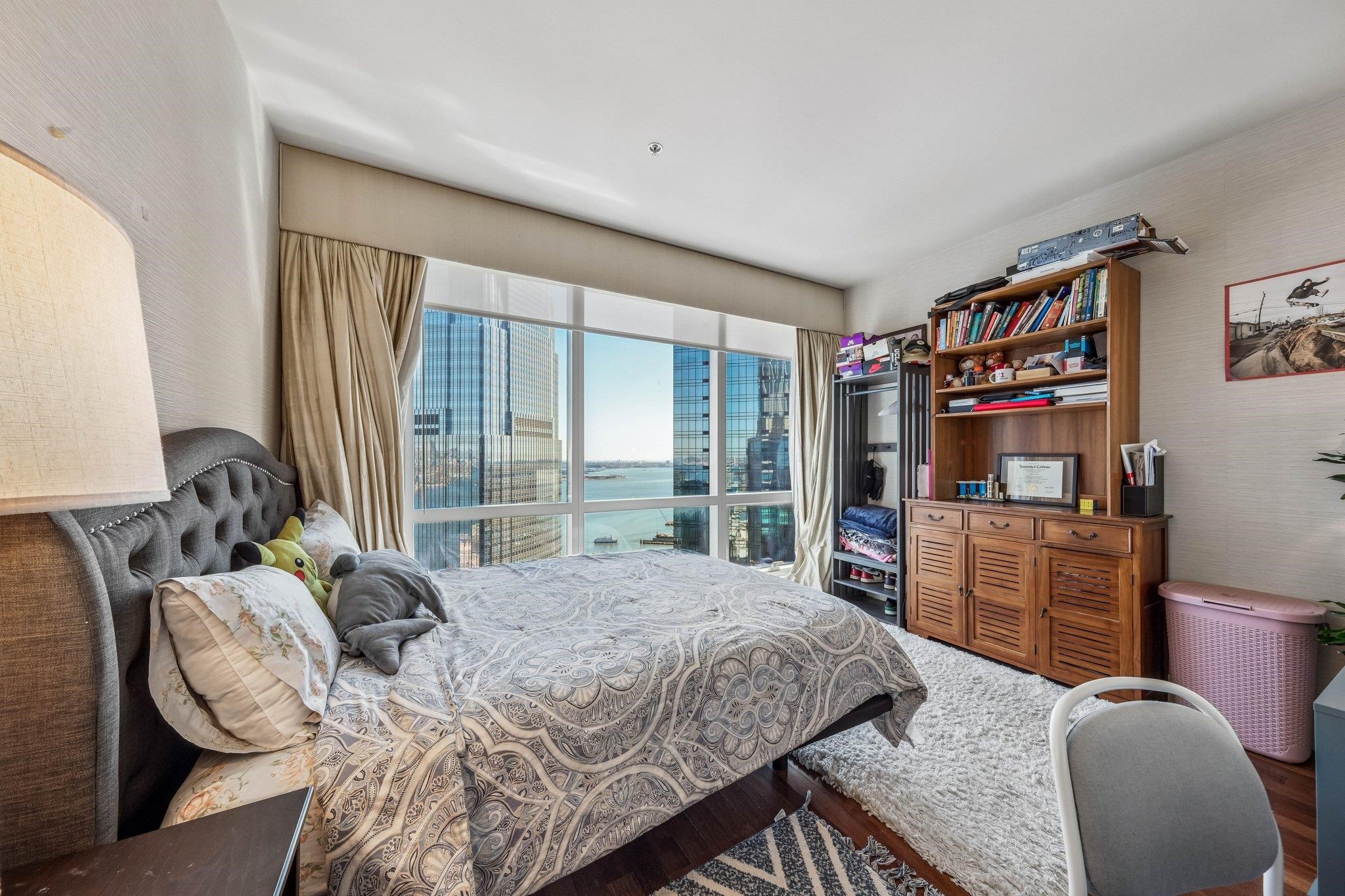 77 HUDSON ST Unit: PH 4805