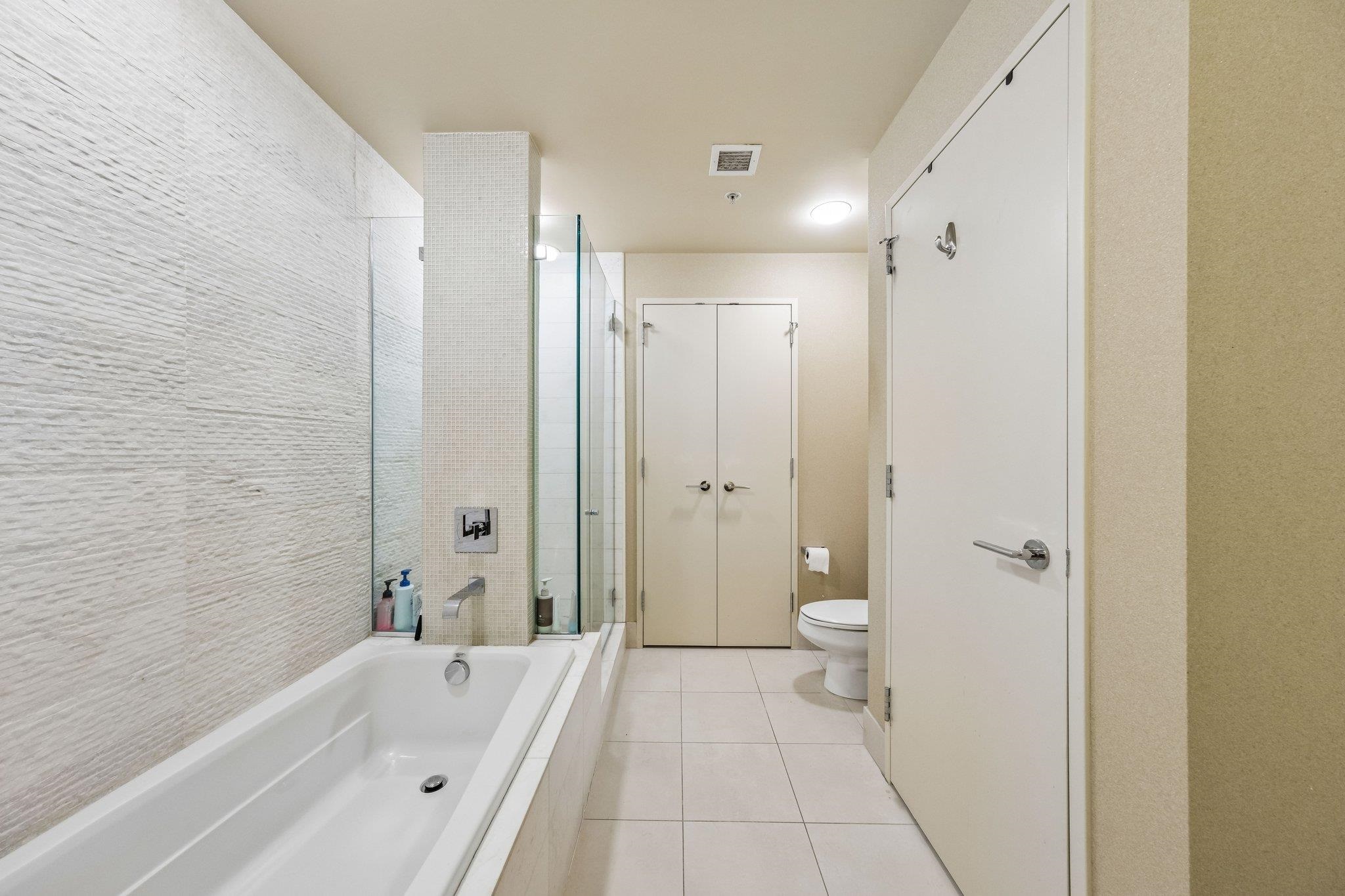 77 HUDSON ST Unit: PH 4805